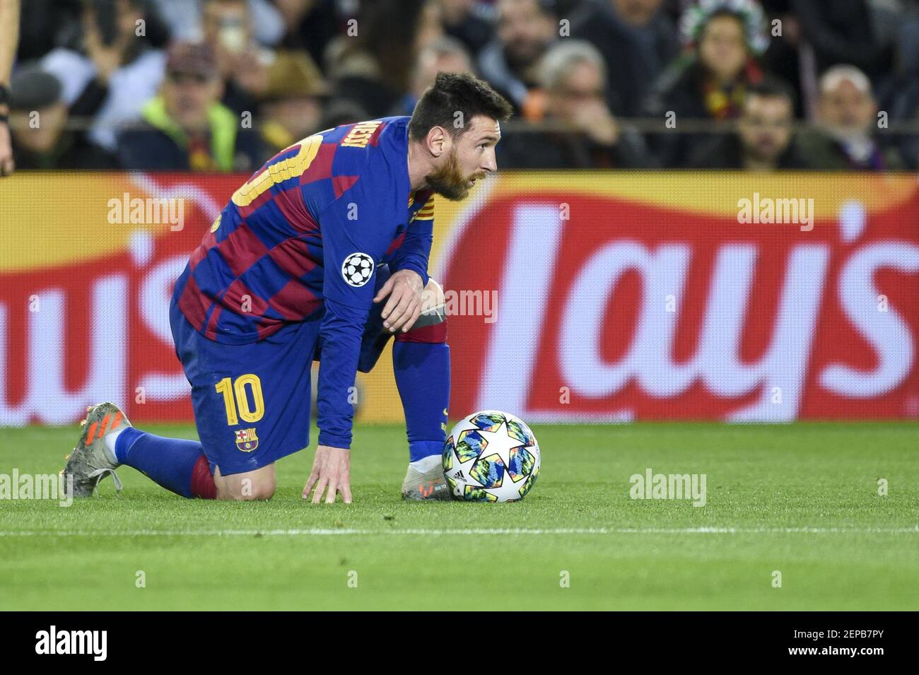 Lionel Messi of Barcelona prepares for a free kick during the UEFA Champions League Group F match between FC Barcelona and Borussia Dortmund at Camp Nou Stadium in Barcelona, Spain on November 27, 2019 (Photo by Andrew Surma / SIPA USA) Stock Photo