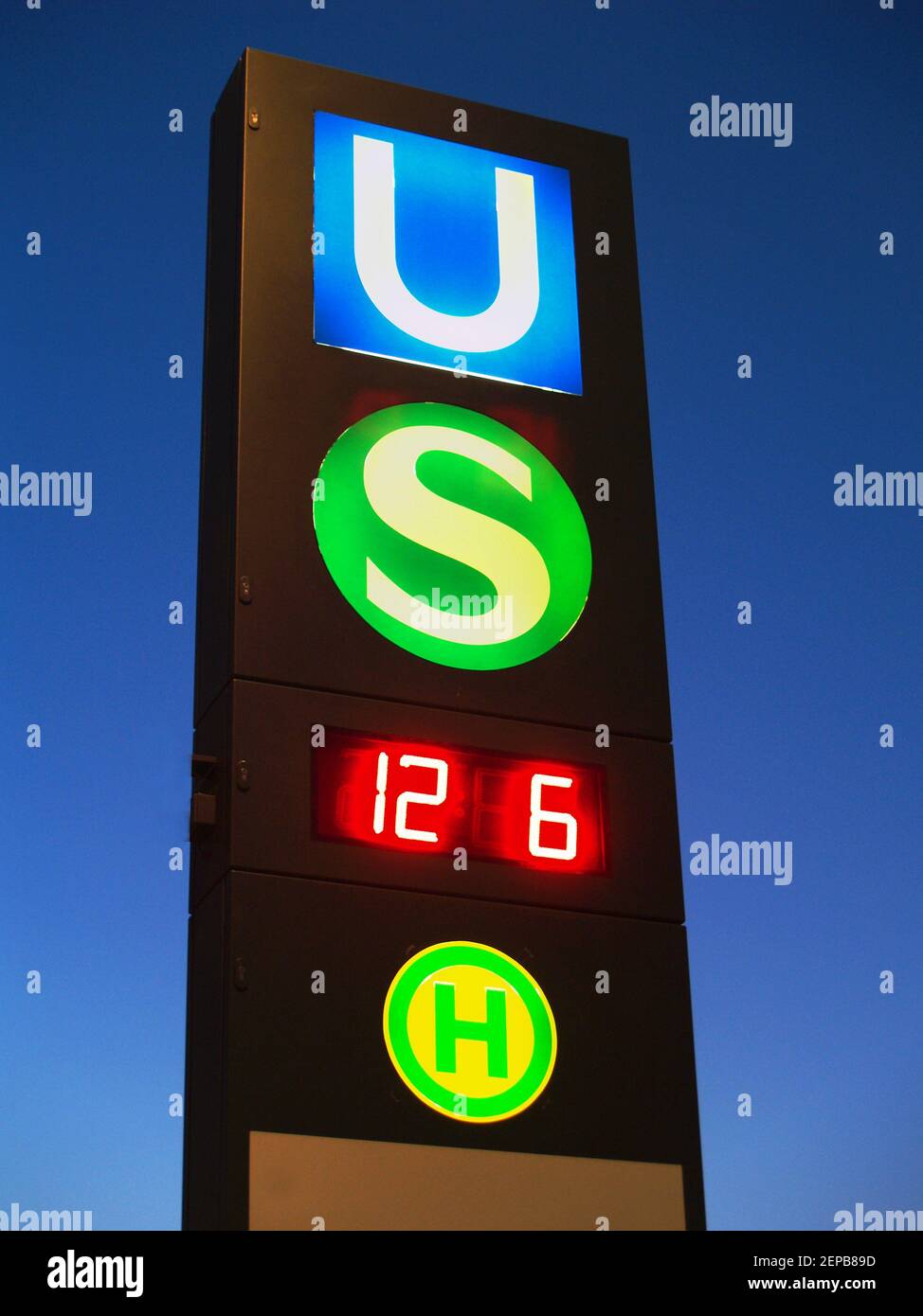 Multifunctional display hi-res stock photography and images - Alamy