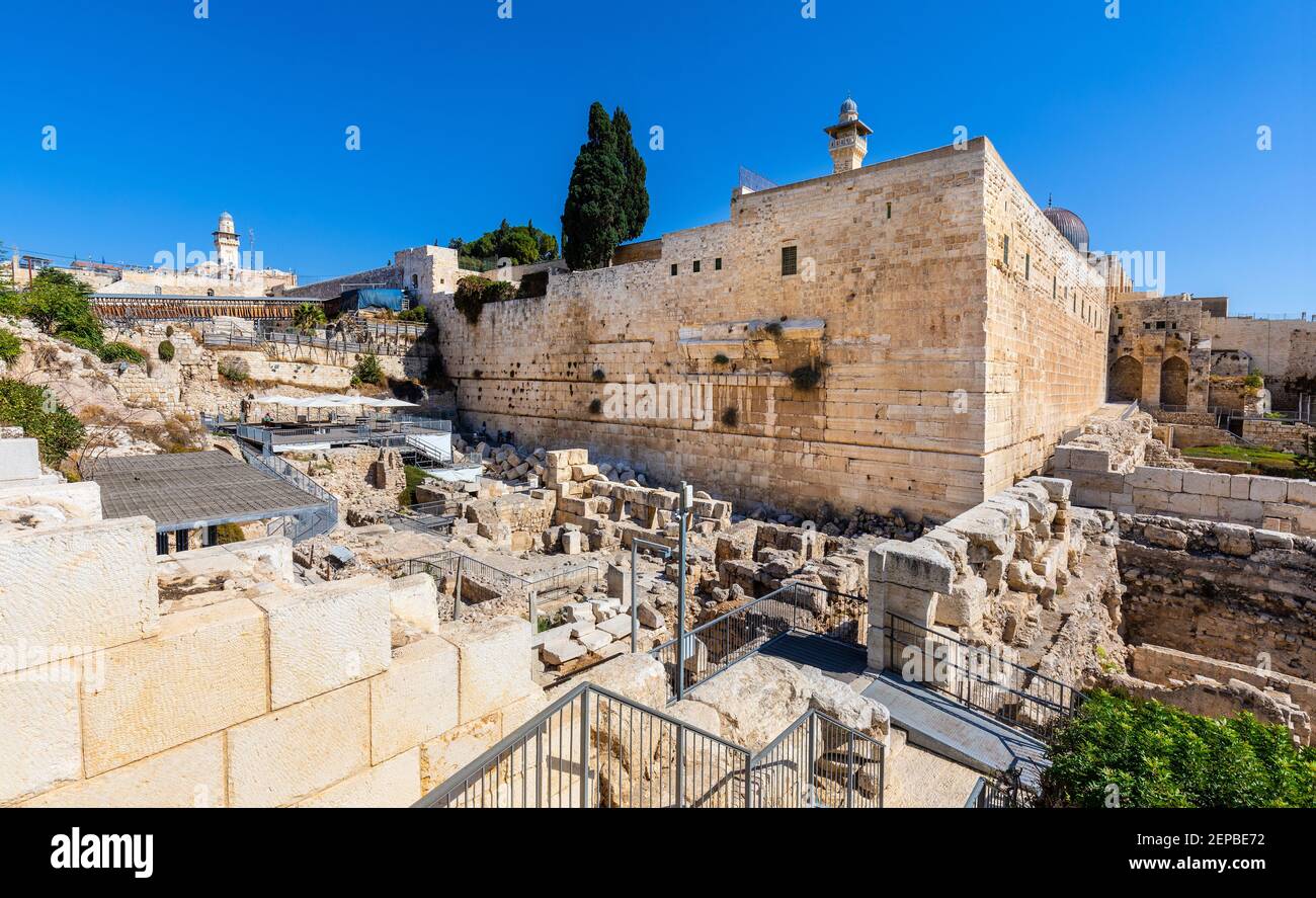 Jerusalem, Israel - October 12, 2017: South-western corner of Temple Mount walls with Robinson's Arch, Al-Aqsa Mosque and Western Wall excavation Stock Photo