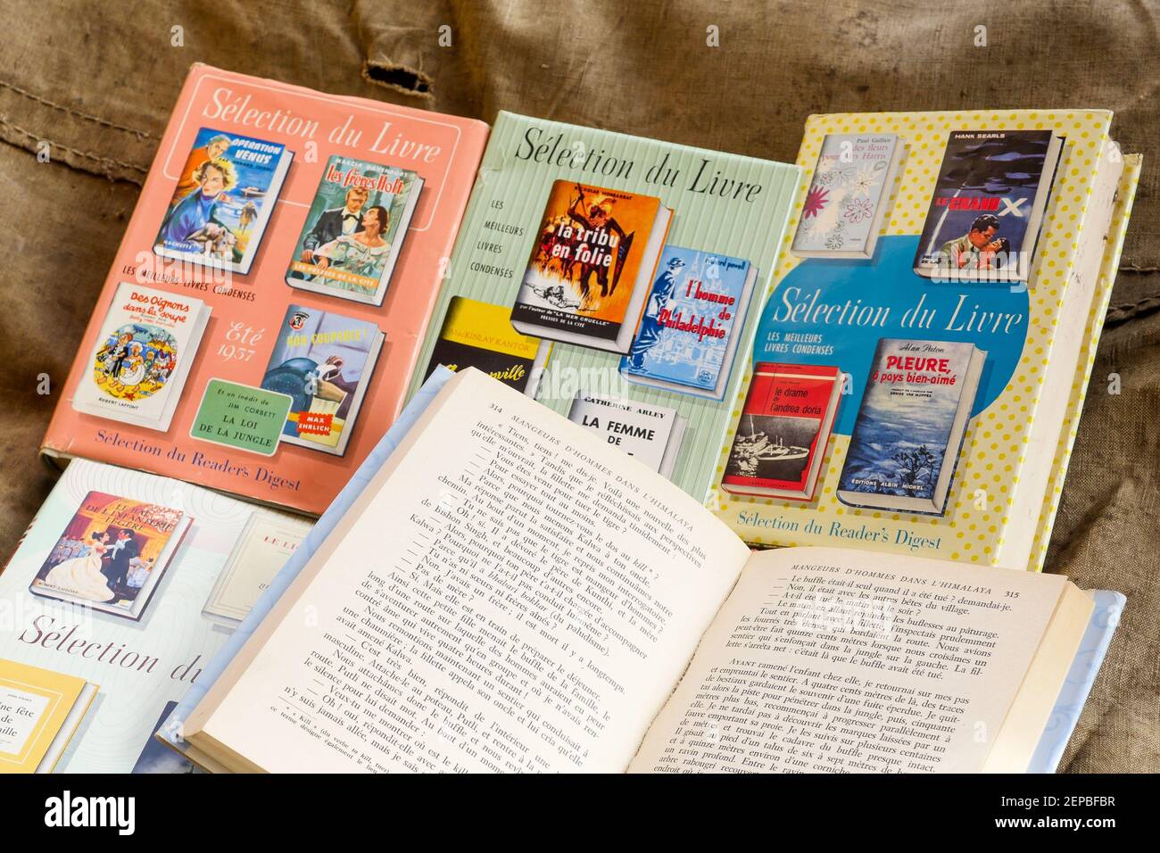 Reader's Digest books, France, 1958 Stock Photo Alamy