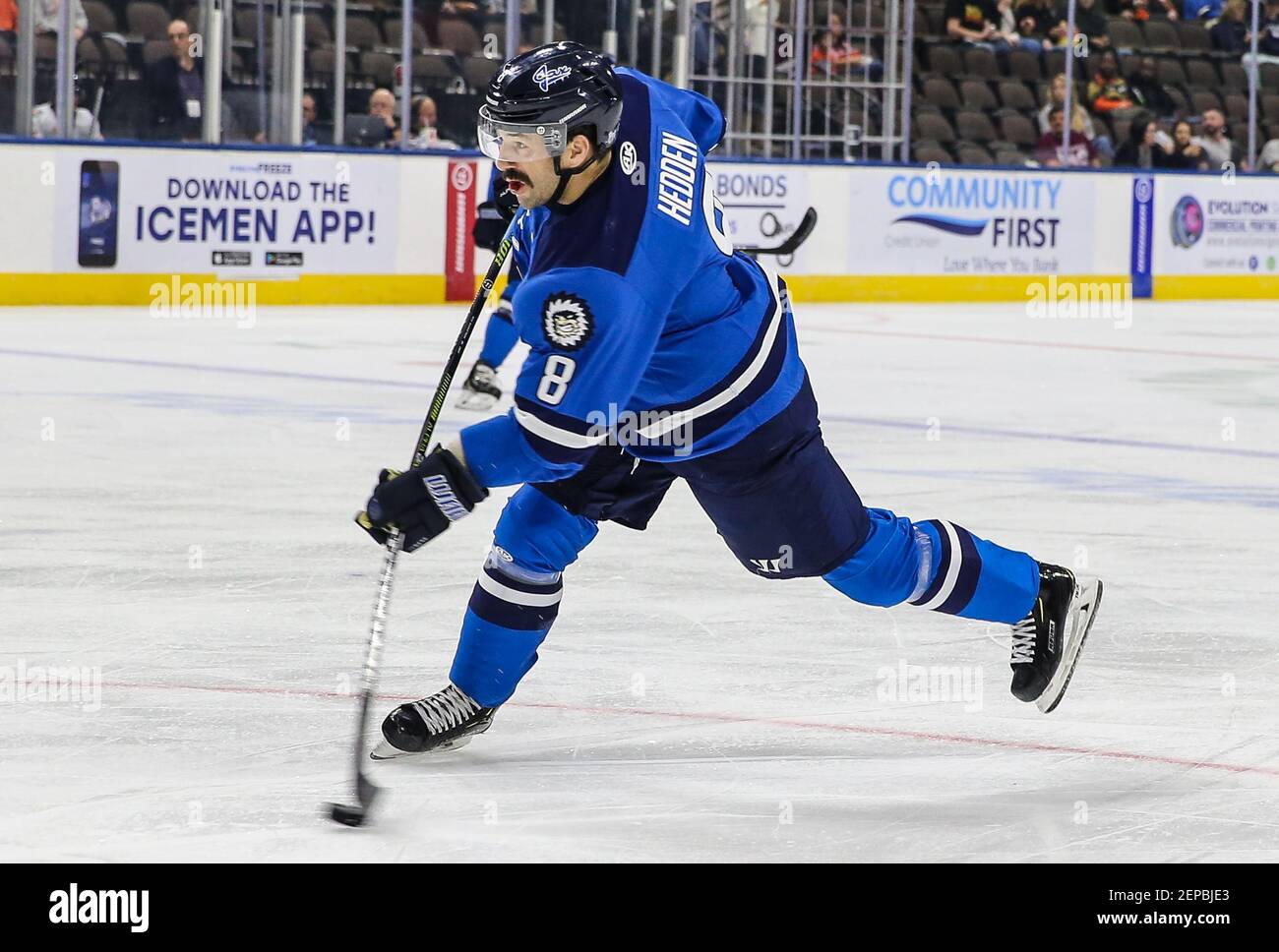 Jacksonville Icemen left wing Mike Hedden (8) takes a shot during the
