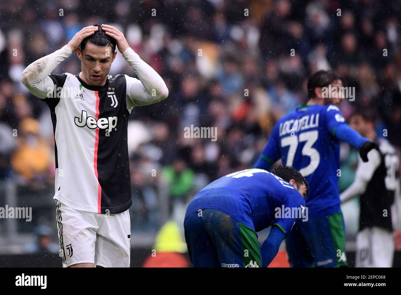 Cristiano Ronaldo of Juventus dejection fix his hairband
