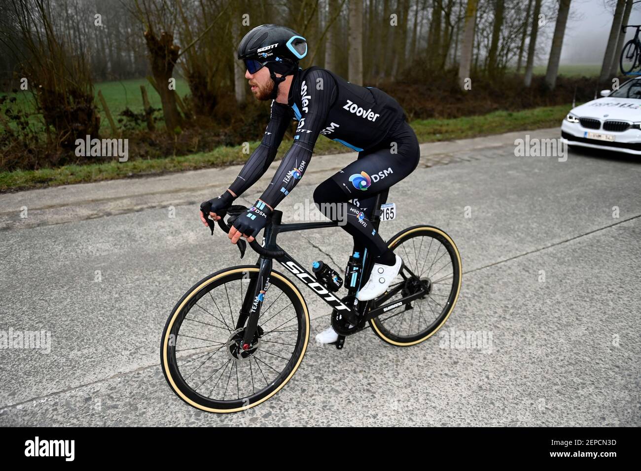 Dutch Joris Nieuwenhuis of Team DSM pictured in action during the men's  elite race of the 'Omloop Het Nieuwsblad' one-day cycling race, 201km from  Gen Stock Photo - Alamy