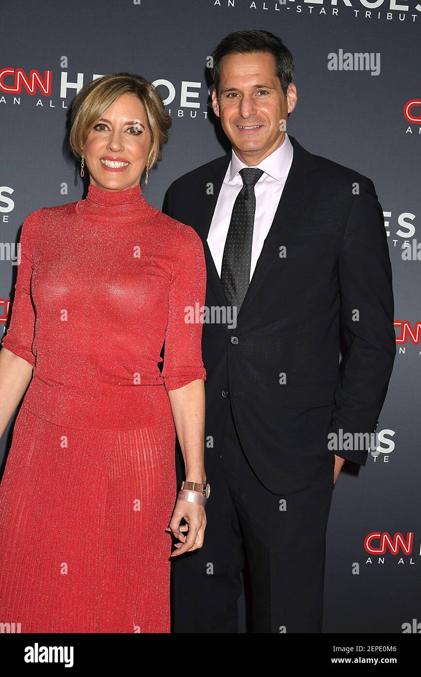 alisyn-camerota-and-john-berman-attend-the-13th-annual-cnn-heroes-an-all-star-tribute-on-december-8-2019-at-the-museum-of-natural-history-in-new-york-new-york-usa-robin-platzer