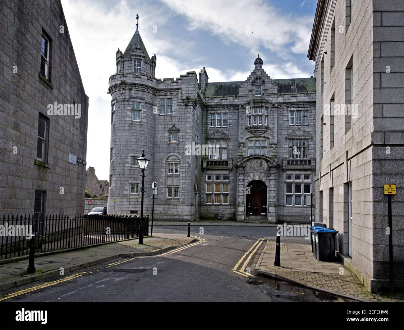 The old post office in Crown Street main entrance Stock Photo Alamy