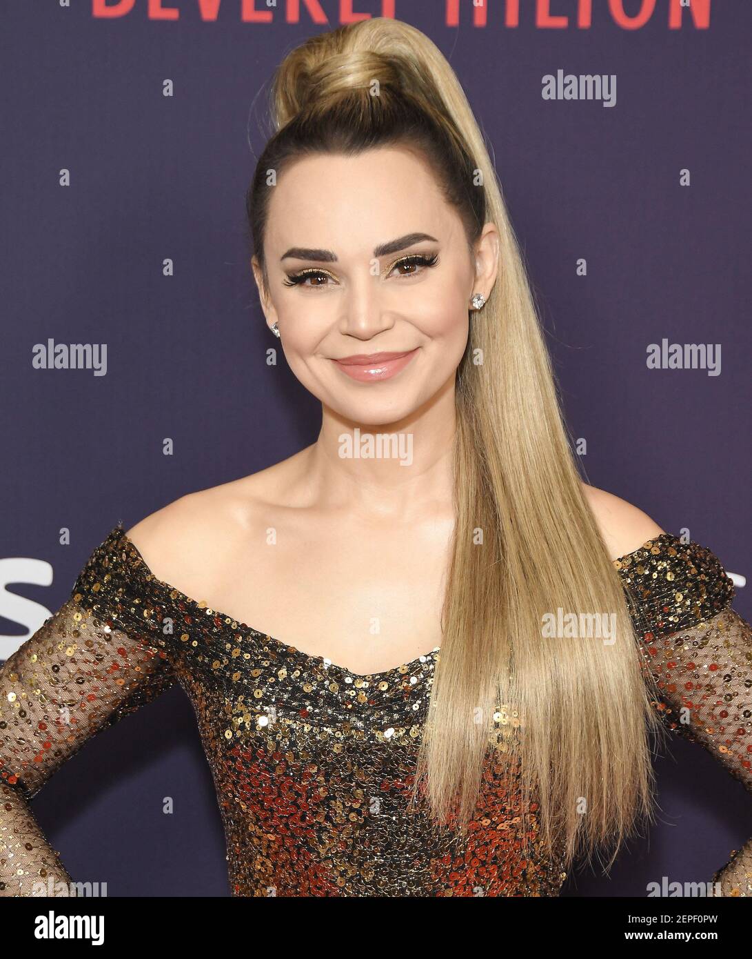 Rosanna Pansino arrives at The 9th Annual Streamy Awards held at the