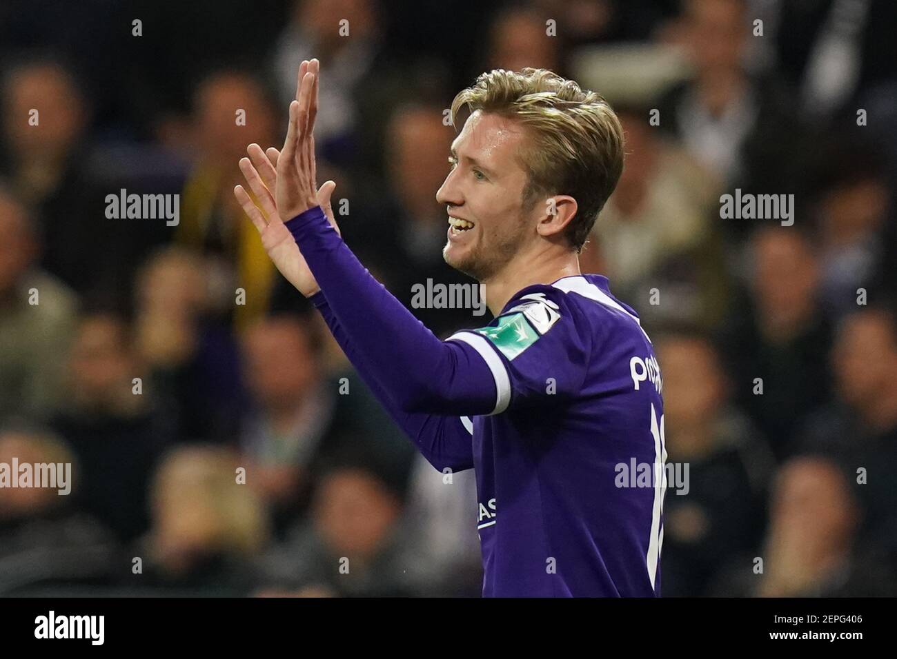 Anderlecht's Michel Vlap pictured during a soccer game between RSCA  Anderlecht and Club Brugge FC, Thursday 19 December 2019 in Anderlecht, in  the 1/4th final of the 'Croky Cup' Belgian cup. BELGA