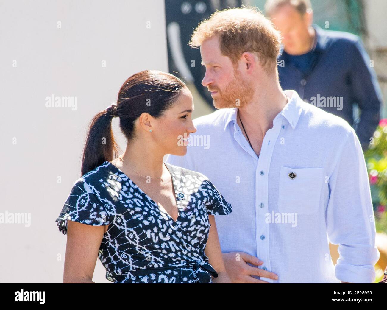 The Prince Harry office has confirmed that he and his family will be(01)