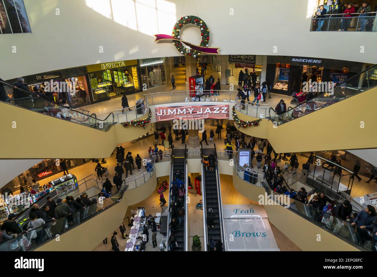 skechers in queens center mall