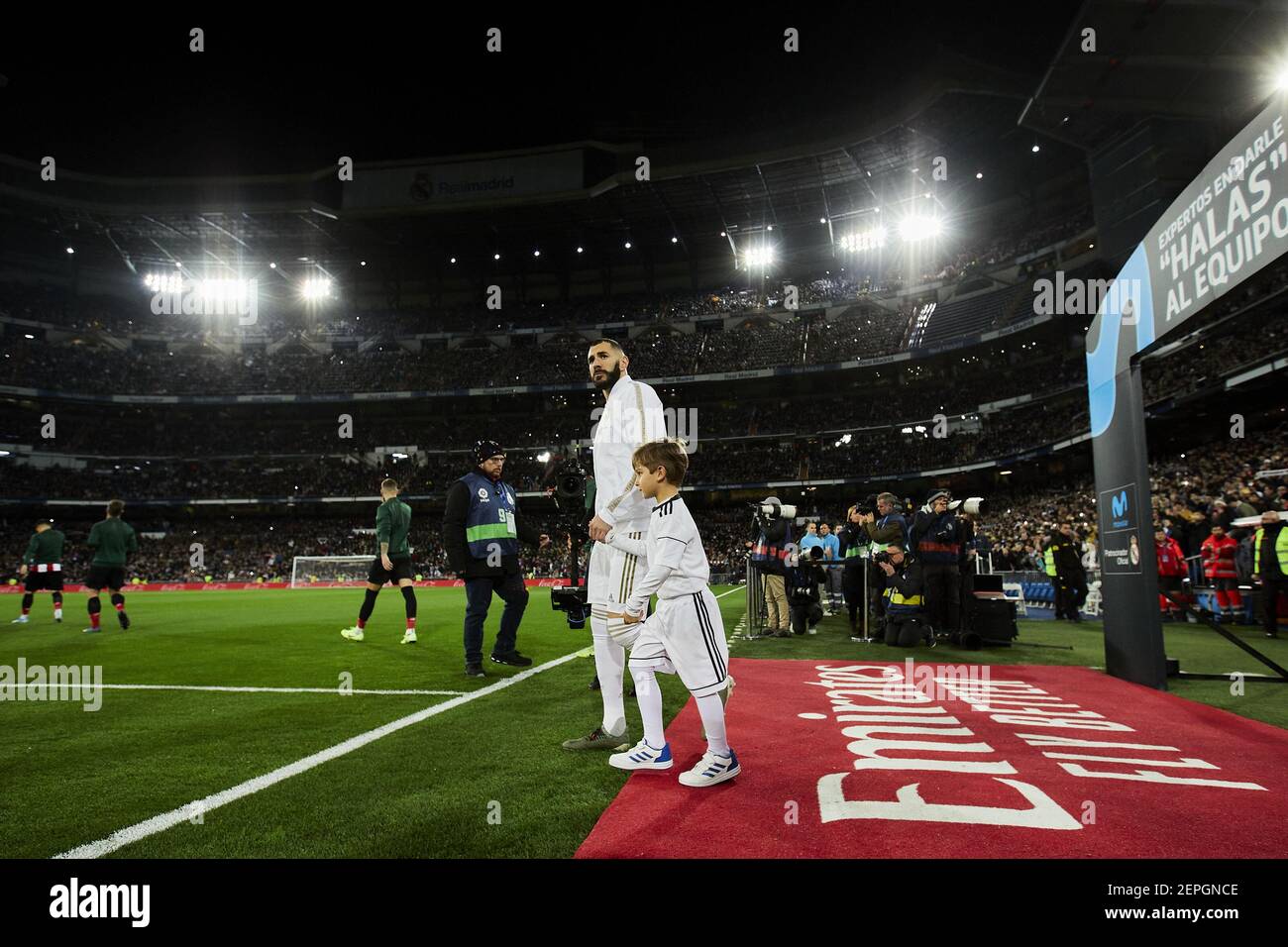 Karim Benzema of Real Madrid goes to the field during La Liga match