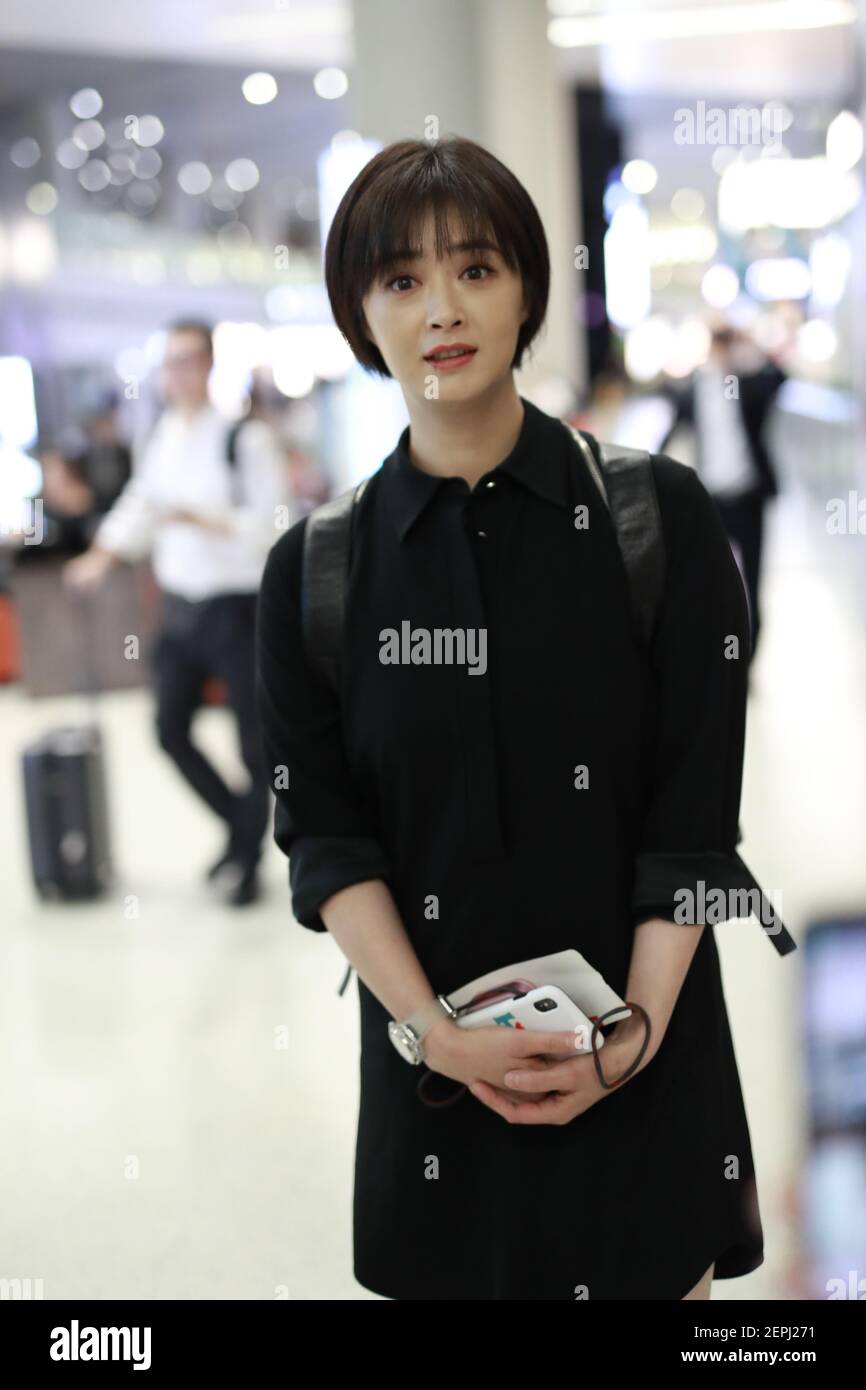 FILE--Chinese actress Jiang Xin, also known by her English name Rulu Jiang,  is seen in black dress at an airport in Shanghai, China, 20 September 2019  Stock Photo - Alamy