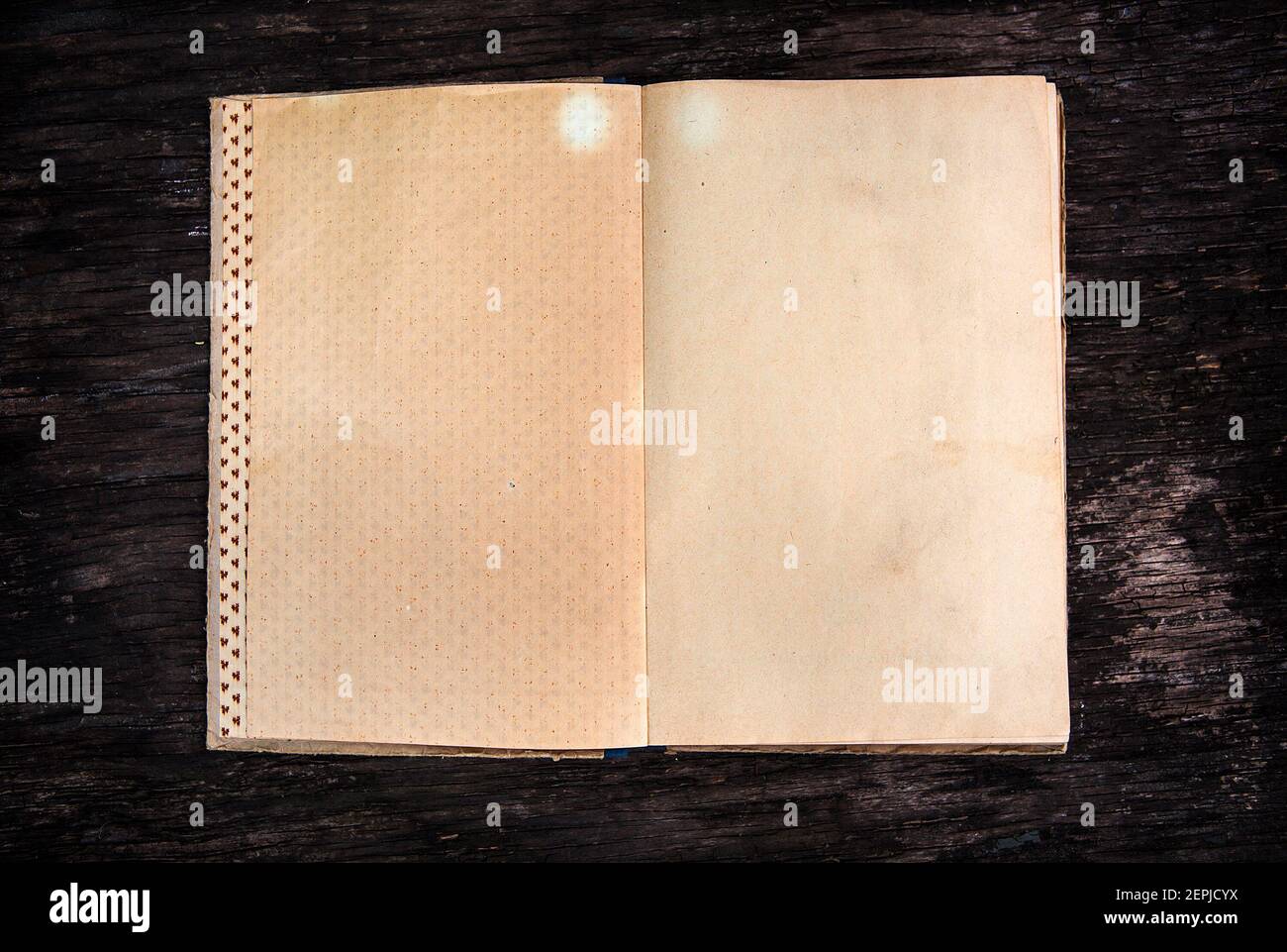 Book paper hi-res stock photography and images - Alamy