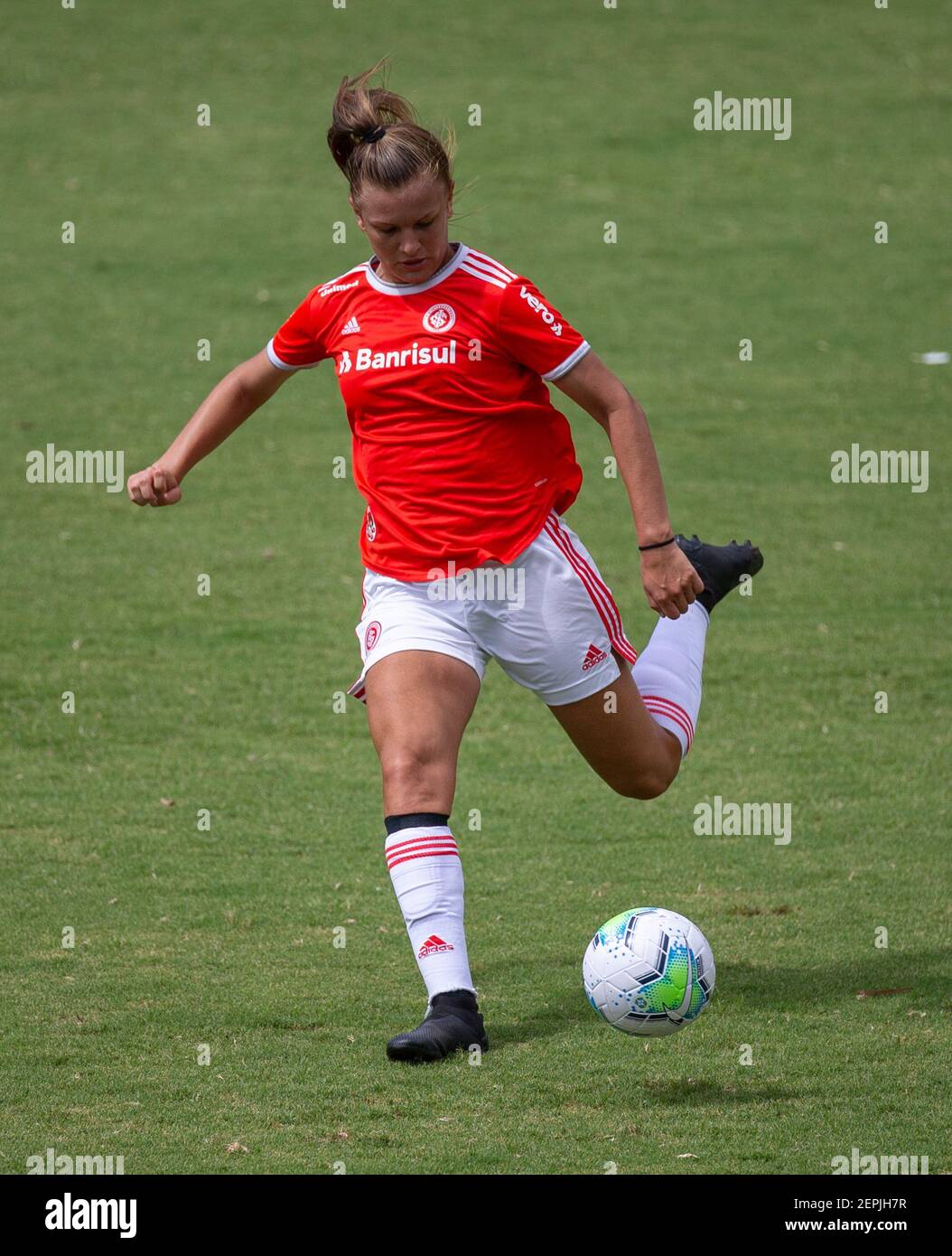 Porto Alegre, Brazil. 27th Feb, 2021. during the Campeonato Brasileiro Feminino 2021 Sub-18 (Brazilian Women's League) football match between Internacional and São Paulo at the SESC Campestre stadium in Porto Alegre, RS, Brazil. Credit: SPP Sport Press Photo. /Alamy Live News Stock Photo