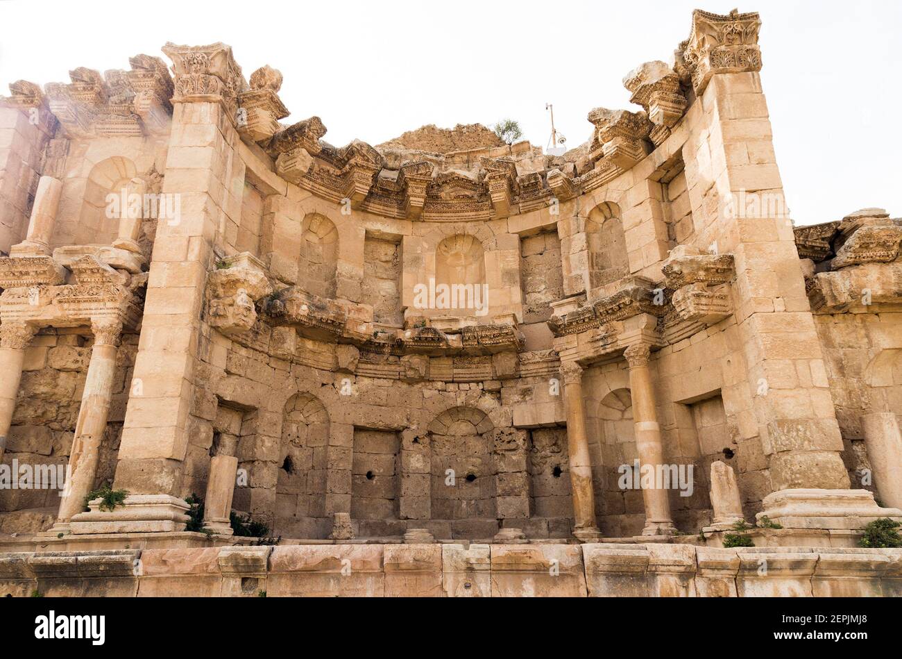Roman ruins in the Jordanian city of Jerash (Gerasa of Antiquity ...