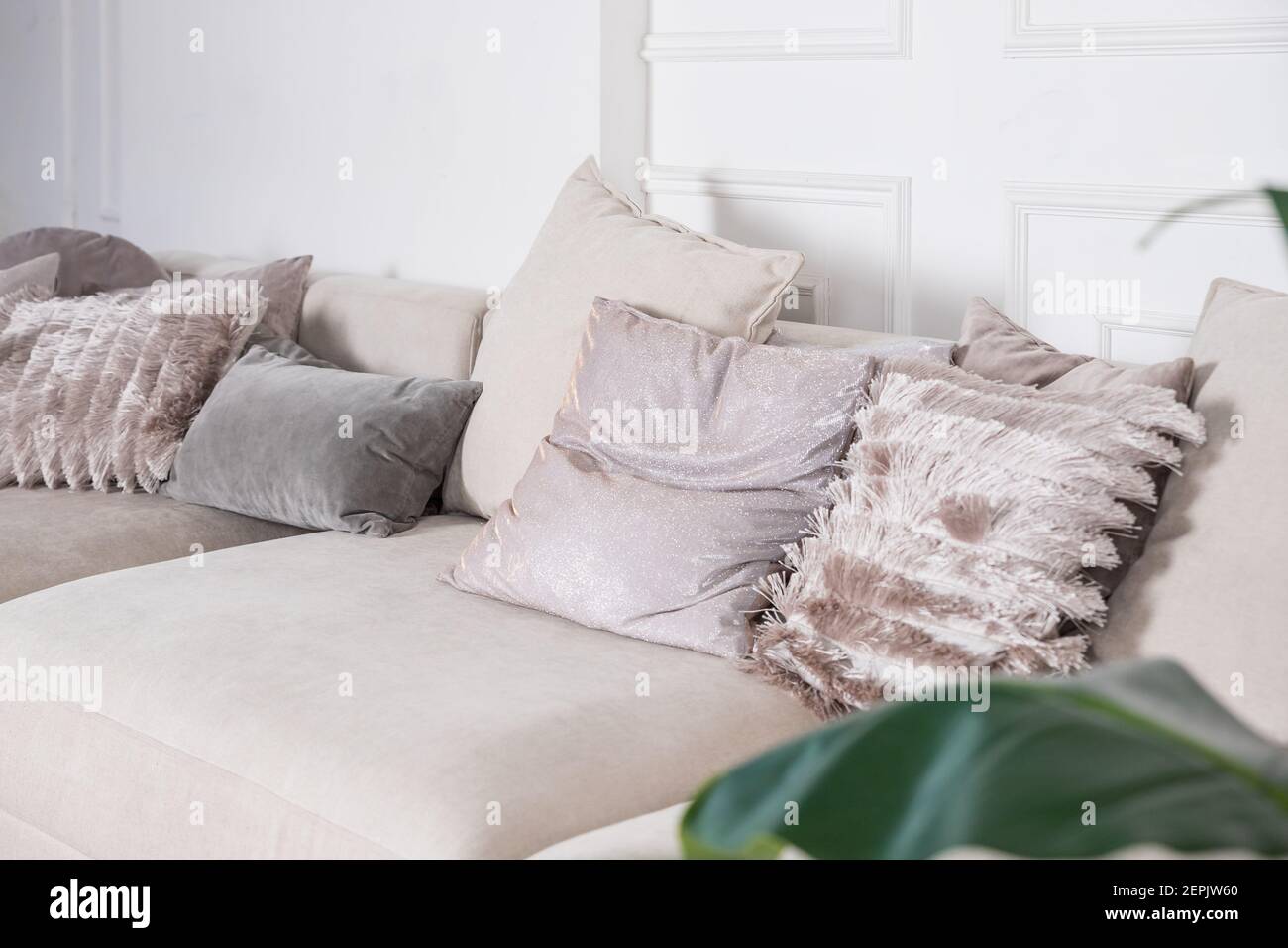Furry bed pillows hotsell