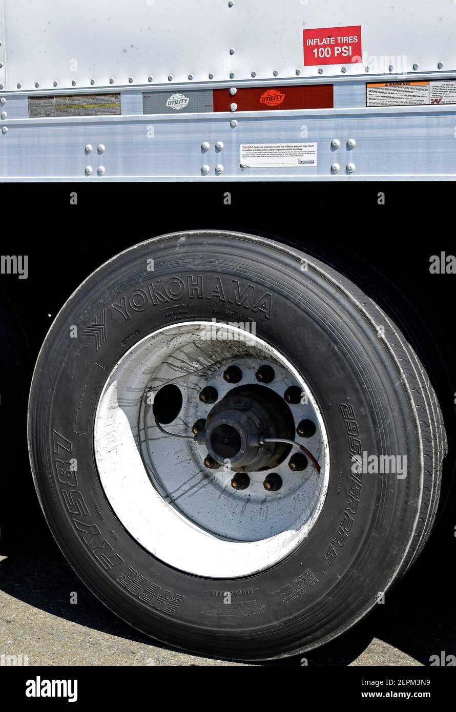 Yokohama truck tire, inflate tires 100 PSI, California Stock Photo