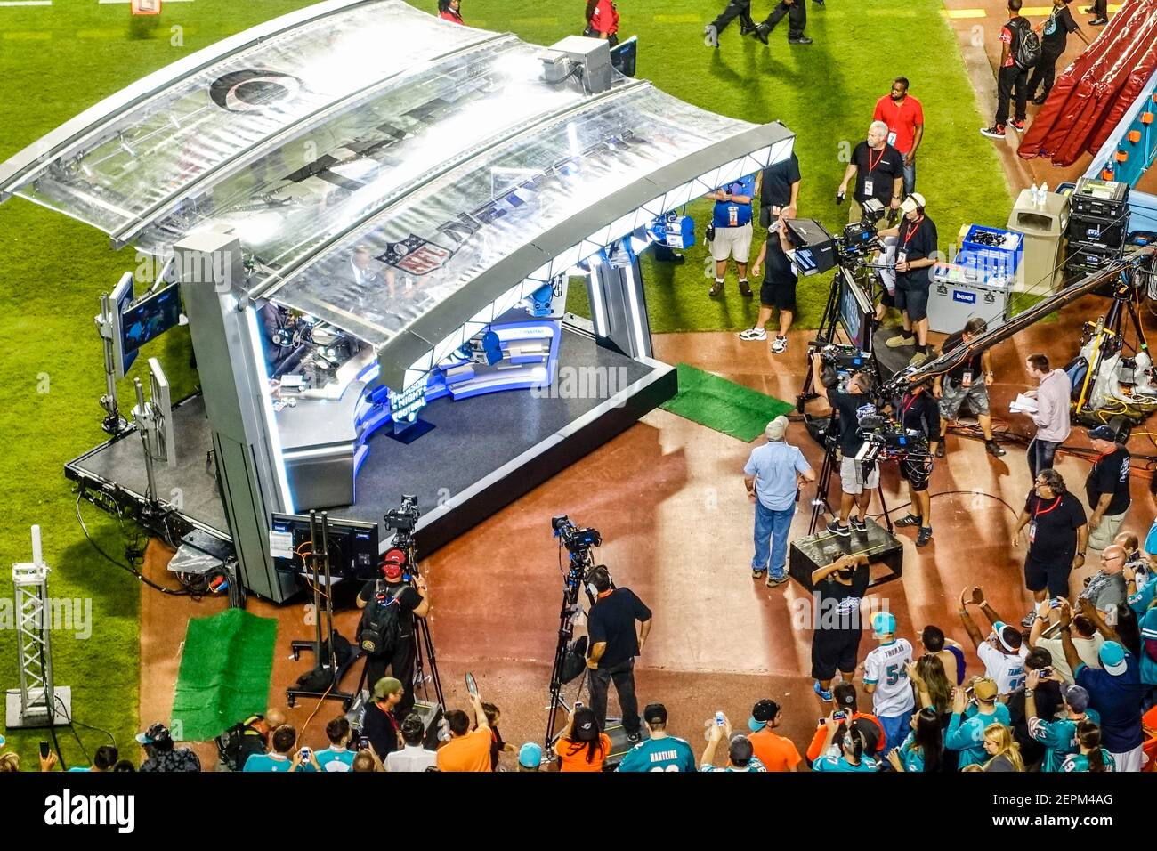 Broadcast booth hires stock photography and images Alamy
