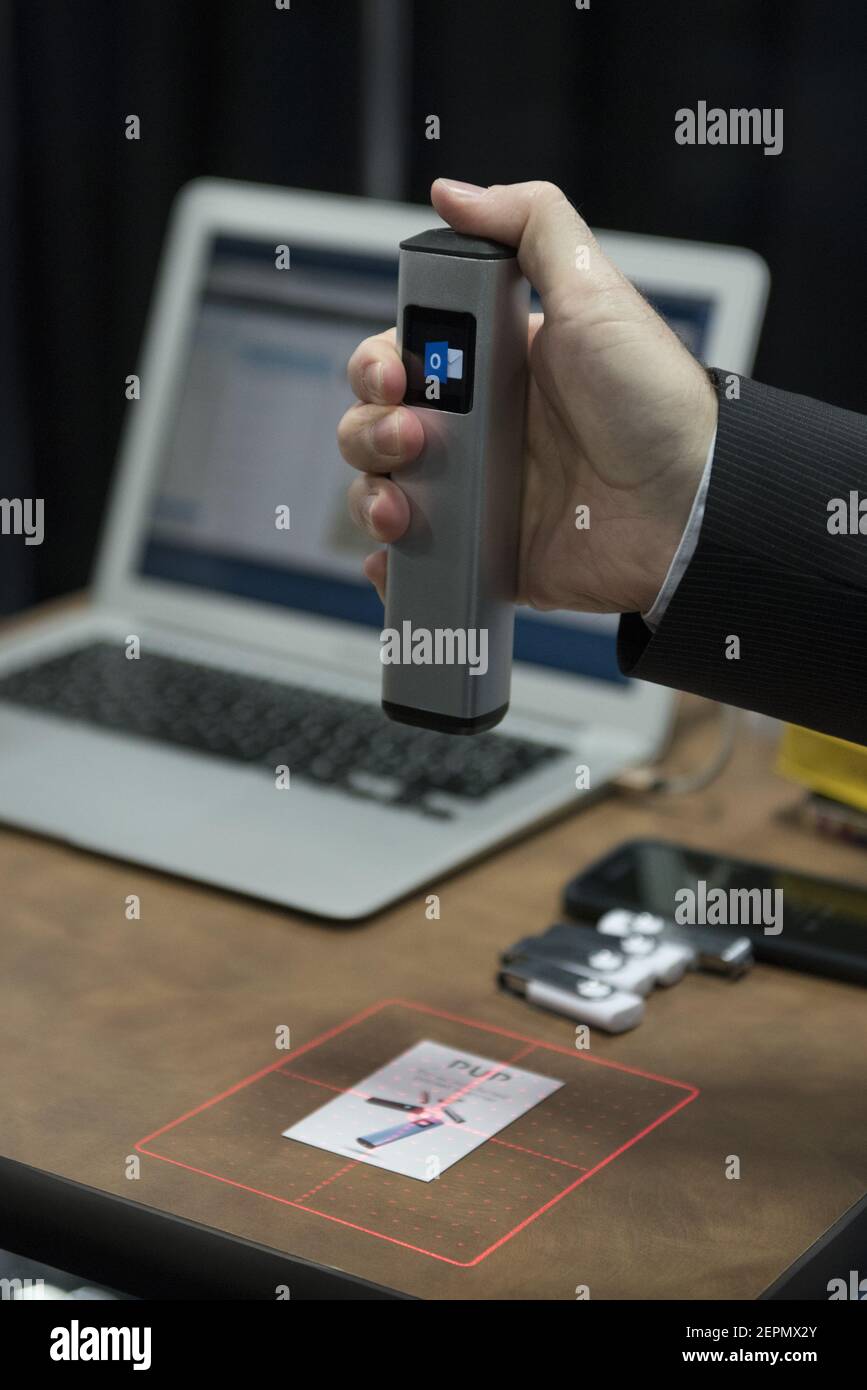 A Pup pocket scanner is seen during the CES (Consumer Electronics Show) in  Las Vegas, Nev., Jan. 7, 2018. (Photo by Jason Ogulnik Stock Photo - Alamy