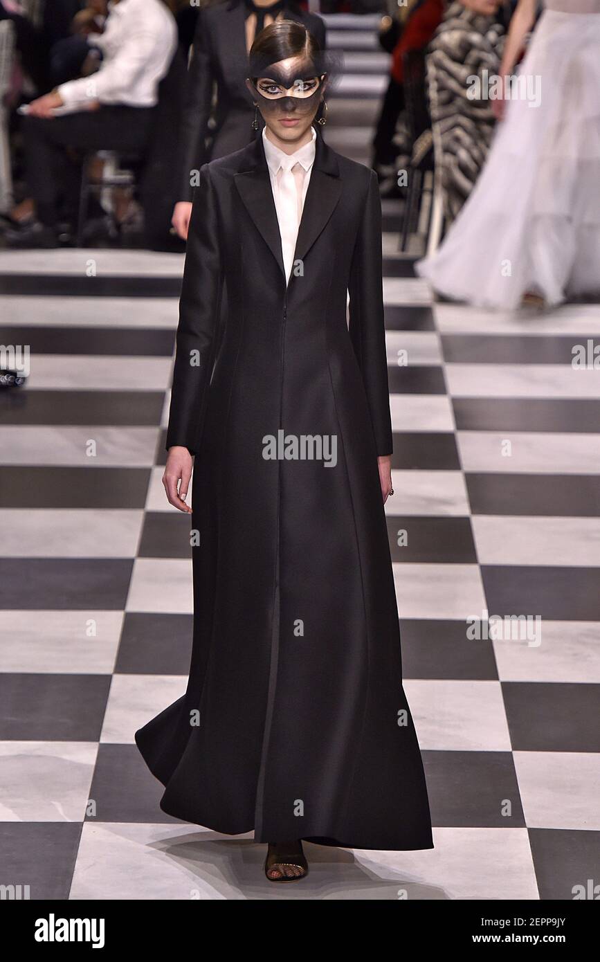 Model Madeleine Knighton walks on the runway during the Dior Haute Couture  Paris Fashion Week Men Fall Winter 2018-19 held in Paris, France on January  22, 2017. (Photo by Jonas Gustavsson/Sipa USA