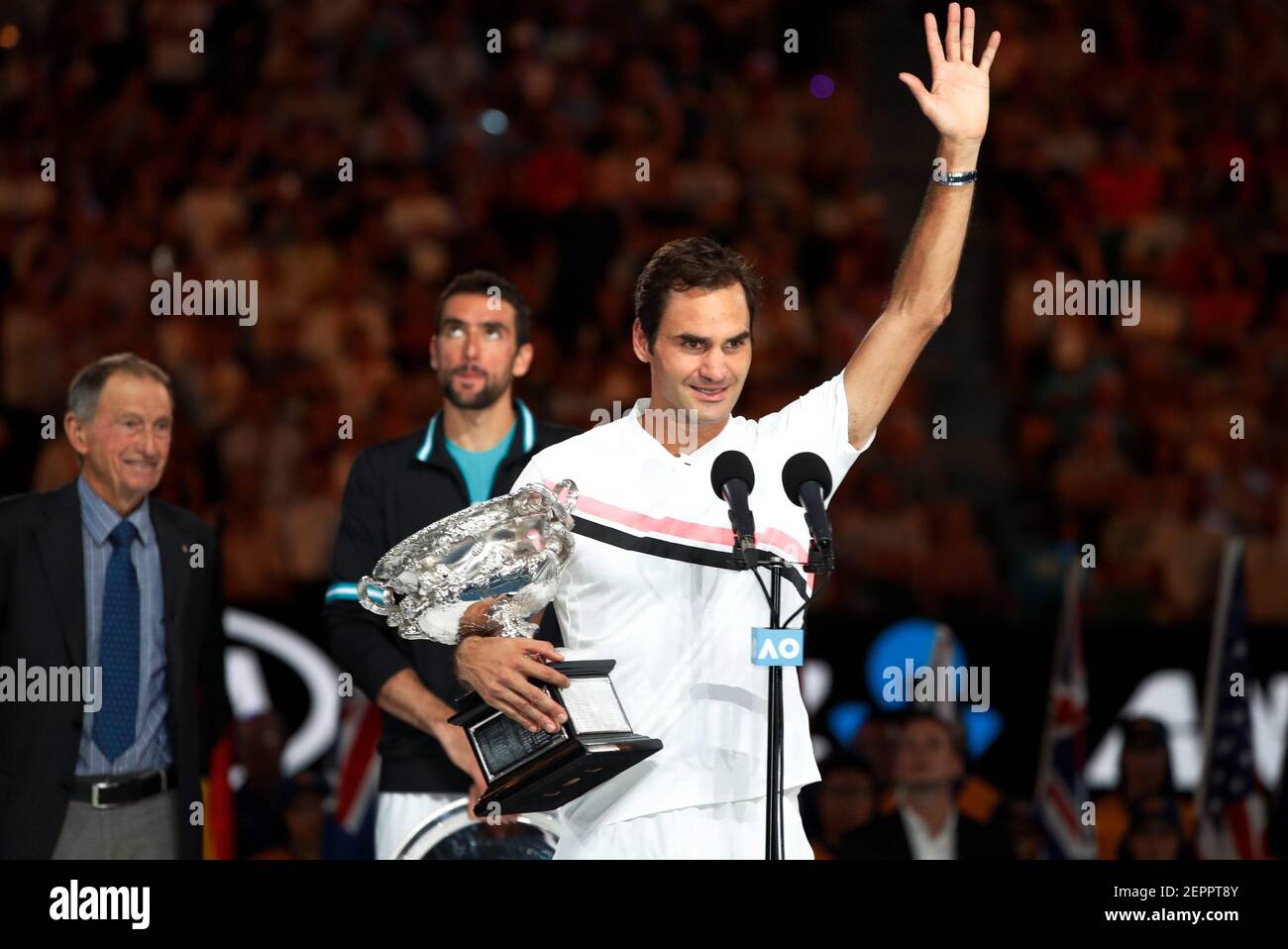 Jan 28, 2018; Melbourne, Australia; Roger Federer celebrates after  defeating Marin Cilic (left) in the Australian Open Final. Mandatory  credit: Luttiau Nicolas/Presse Sports via USA TODAY NETWORK Stock Photo -  Alamy