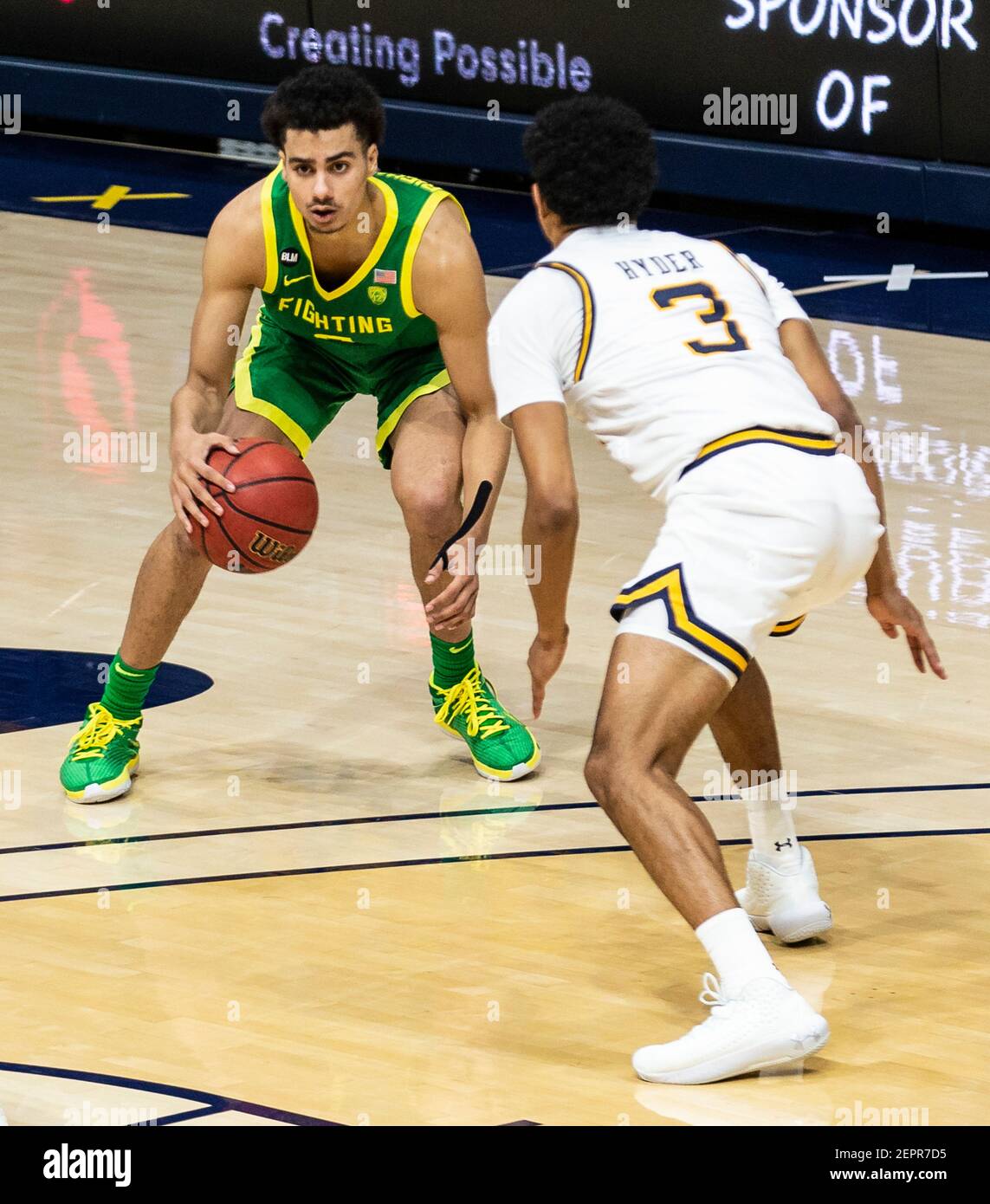 February 27 2021 Berkeley, CA U.S.A. Oregon guard Will Richardson (0) goes to the basket during the NCAA Men's Basketball game between Oregon Ducks and the California Golden Bears 74-63 win at Hass Pavilion Berkeley Calif. Thurman James / CSM Stock Photo