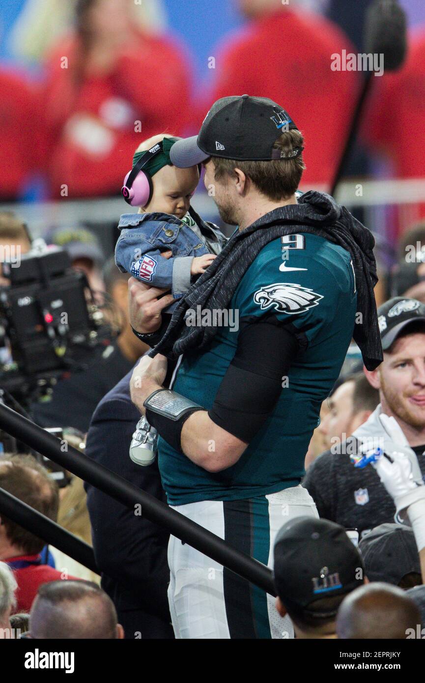 Philadelphia Eagles quarterback Nick Foles (#9) and his daughter Lily ...
