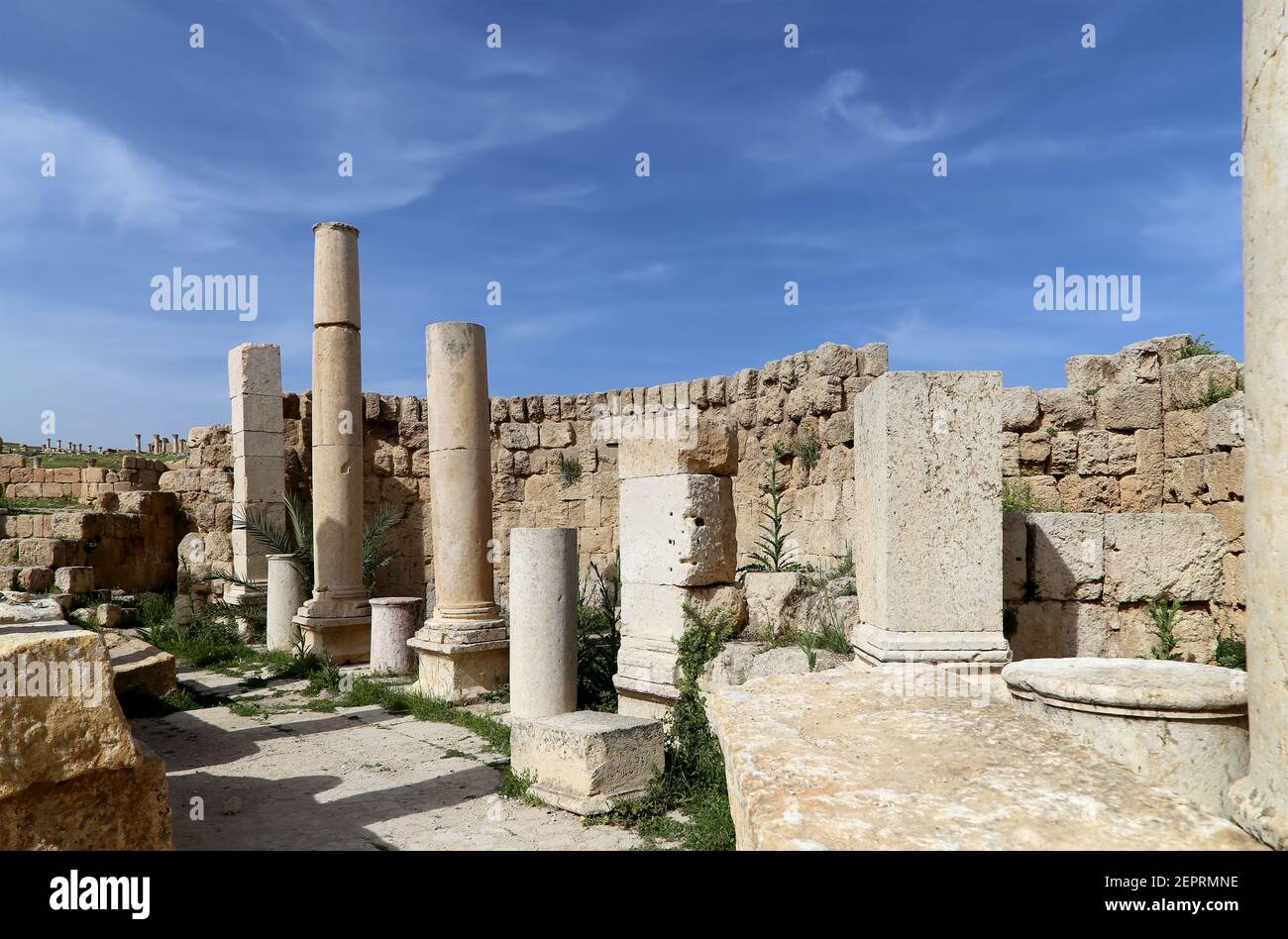 Roman ruins in the Jordanian city of Jerash (Gerasa of Antiquity ...