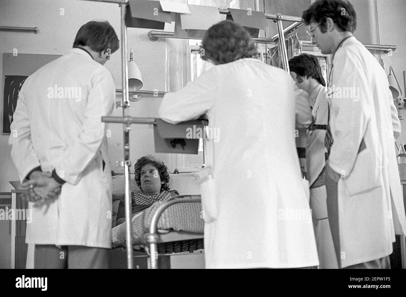 Girl at the doctors Black and White Stock Photos & Images