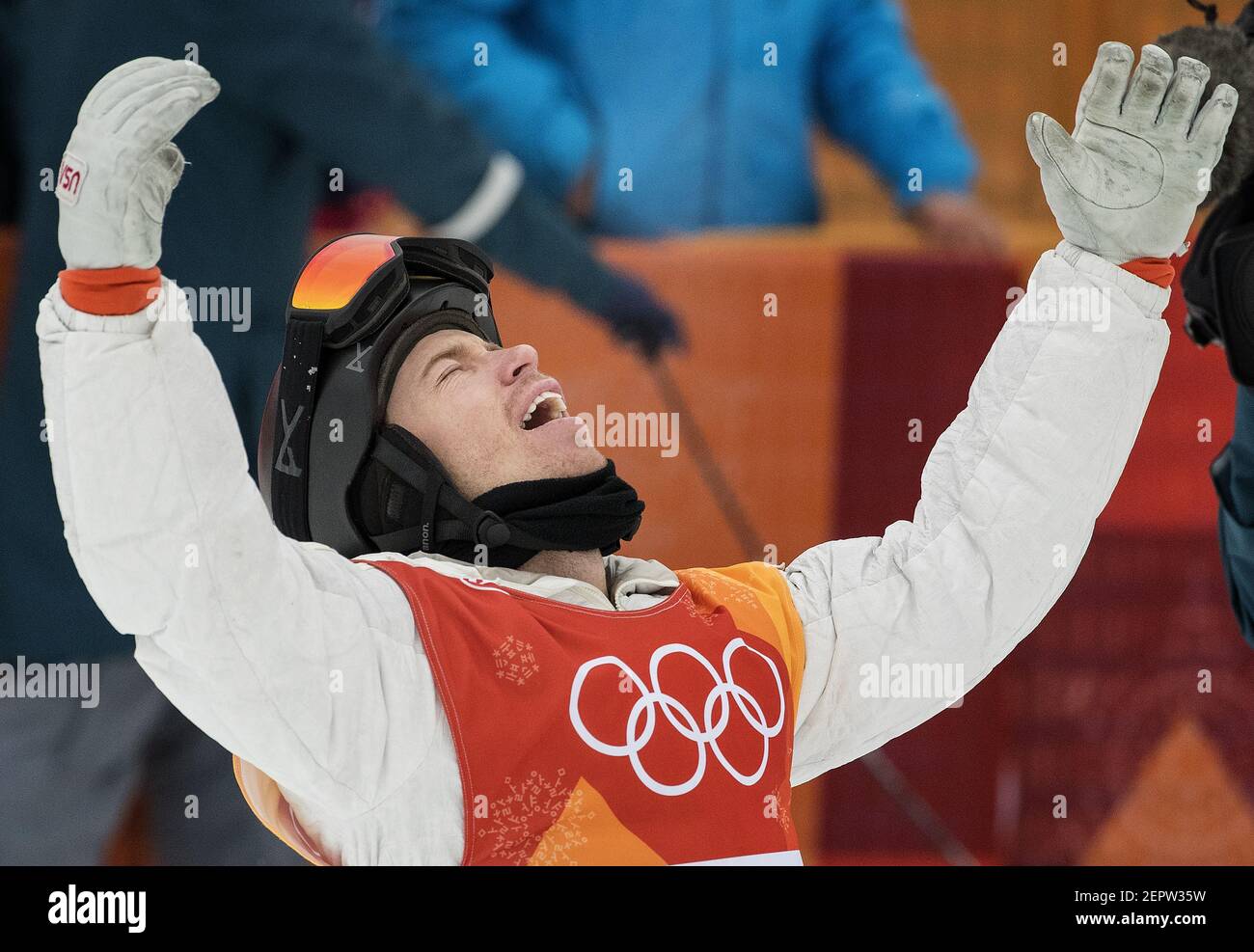 Shaun White of the USA celebrates after his final run during the Men's Half Pipe Snowboard finals at Phoenix Park in South Korea on Wednesday, Feb. 14, 2018, 2018, during the Pyeongchang Winter Olympics. (Photo by Carlos Gonzalez/Minneapolis Star Tribune/TNS/Sipa USA) Stock Photo