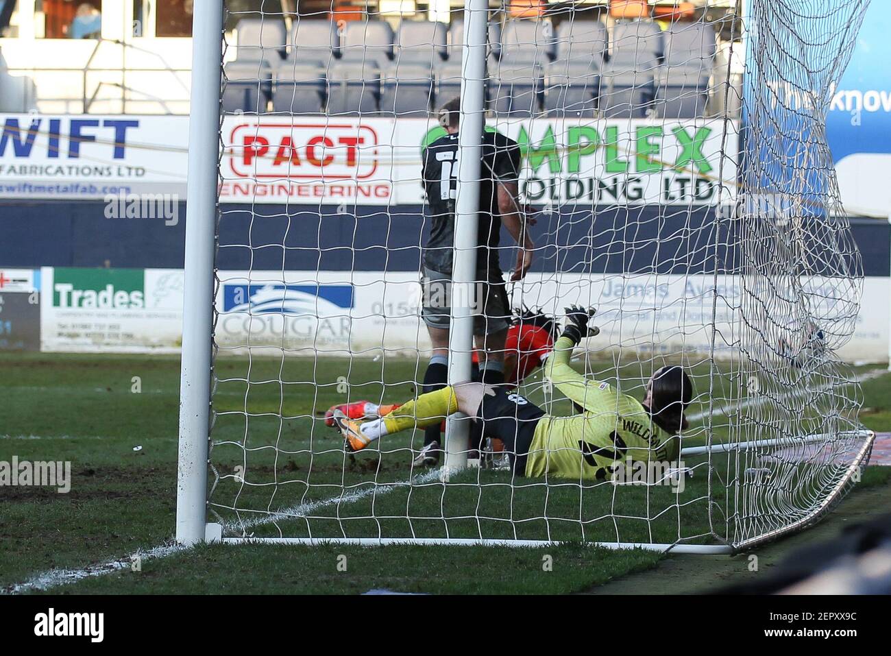 Elijah Adebayo of Luton Town scores to make it 3-2 during the EFL Sky Bet Championship match between Luton Town and Sheffield Wednesday at Kenilworth Road, Luton, England on 27 February 2021. Photo by Ken Sparks. Editorial use only, license required for commercial use. No use in betting, games or a single club/league/player publications. Stock Photo