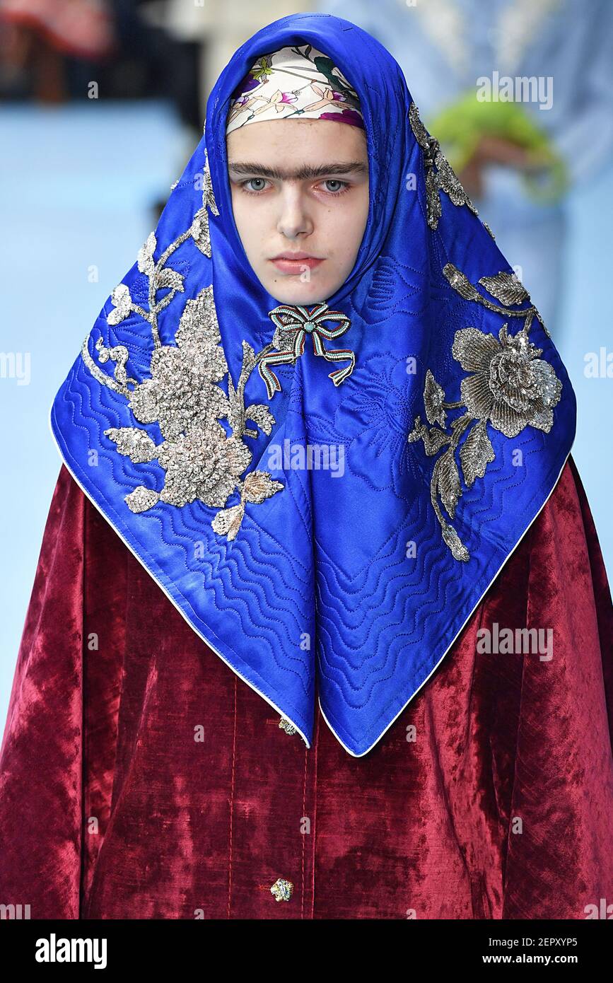 Gucci hijabs outlet