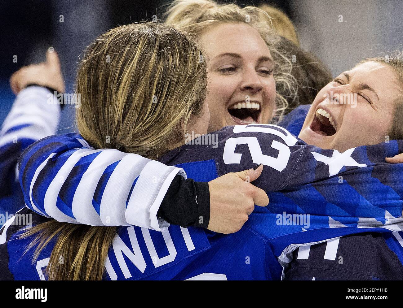 USA players celebrate after defeating Canada in the gold-medal game at Gangneung Hockey Centre on Thursday, Feb. 22, 2018, in Pyeongchang, South Korea, during the Pyeongchang Winter Olympics. (Photo by Carlos Gonzalez/Minneapolis Star Tribune/TNS/Sipa USA) Stock Photo