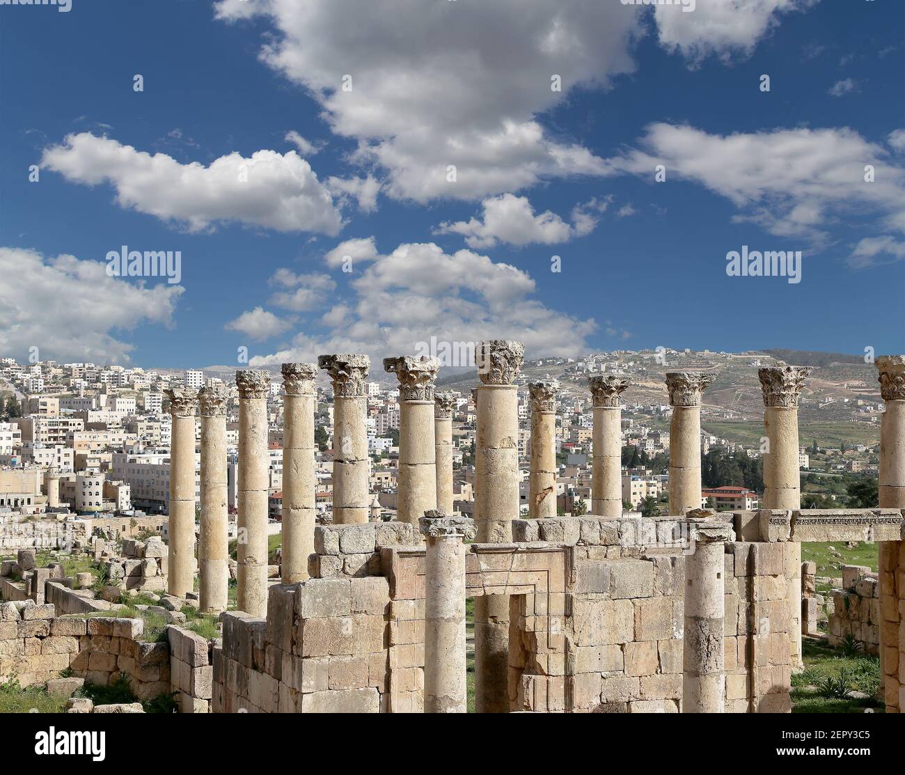 Roman ruins in the Jordanian city of Jerash (Gerasa of Antiquity ...