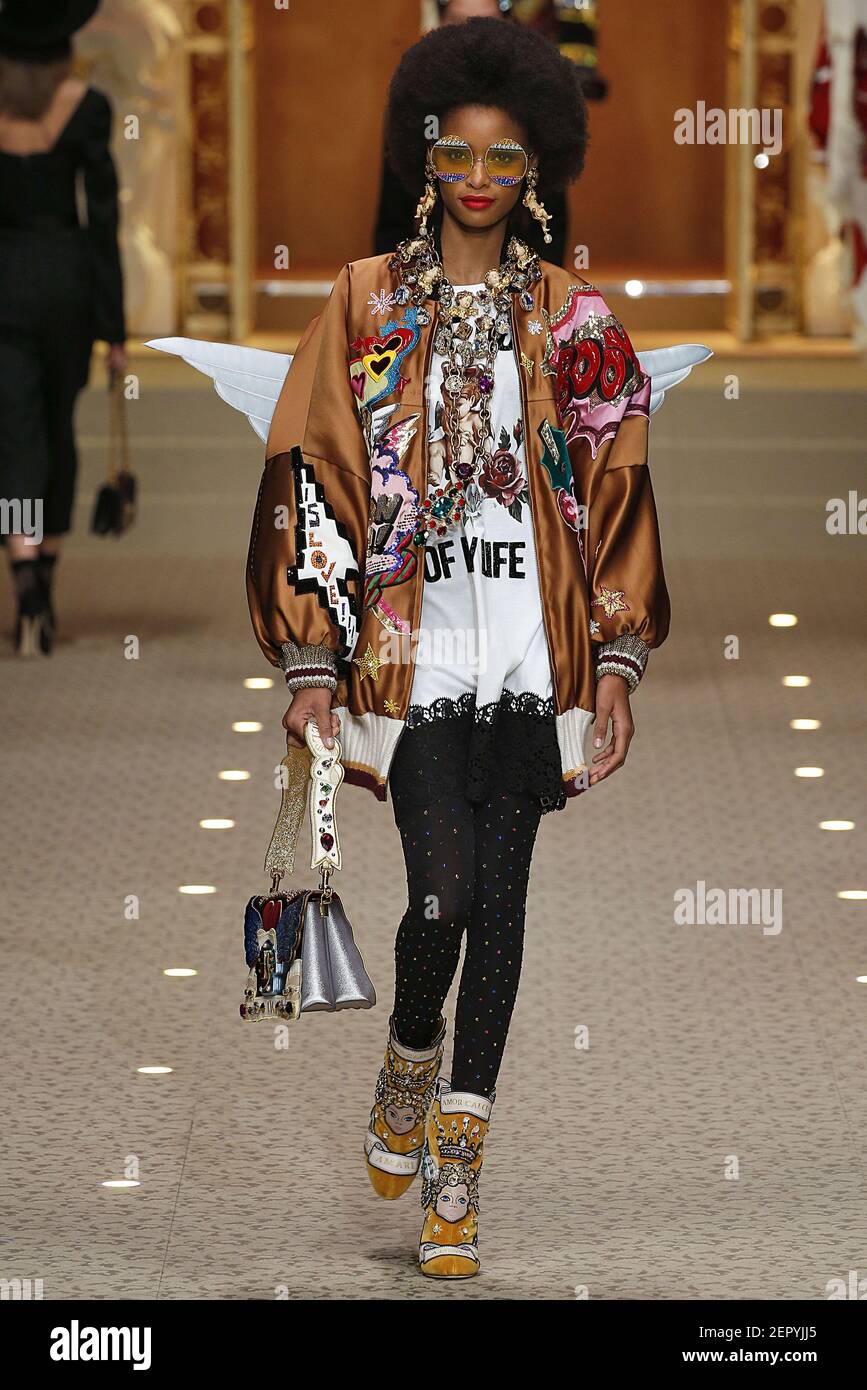 Model walks on the runway during the Dolce Gabbana Fashion Show during  Milan Womenswear Fall Winter 2018-2019 held in Milan, Italy on February 25,  2018. (Photo by Jonas Gustavsson/Sipa USA Stock Photo - Alamy