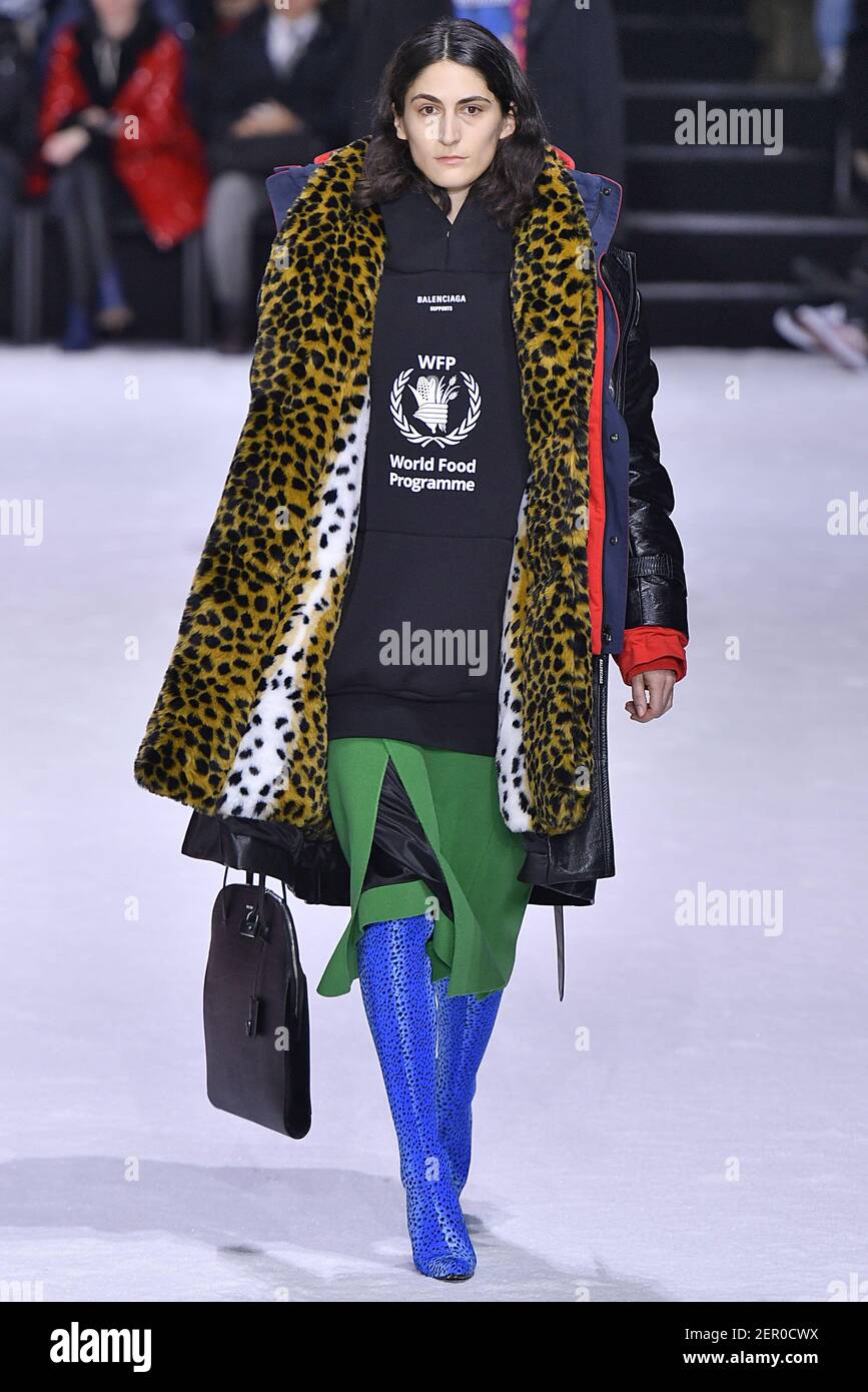 Model Anaïs Lalu walks on the runway during the Balenciaga Fashion Show  during Paris Fashion Week