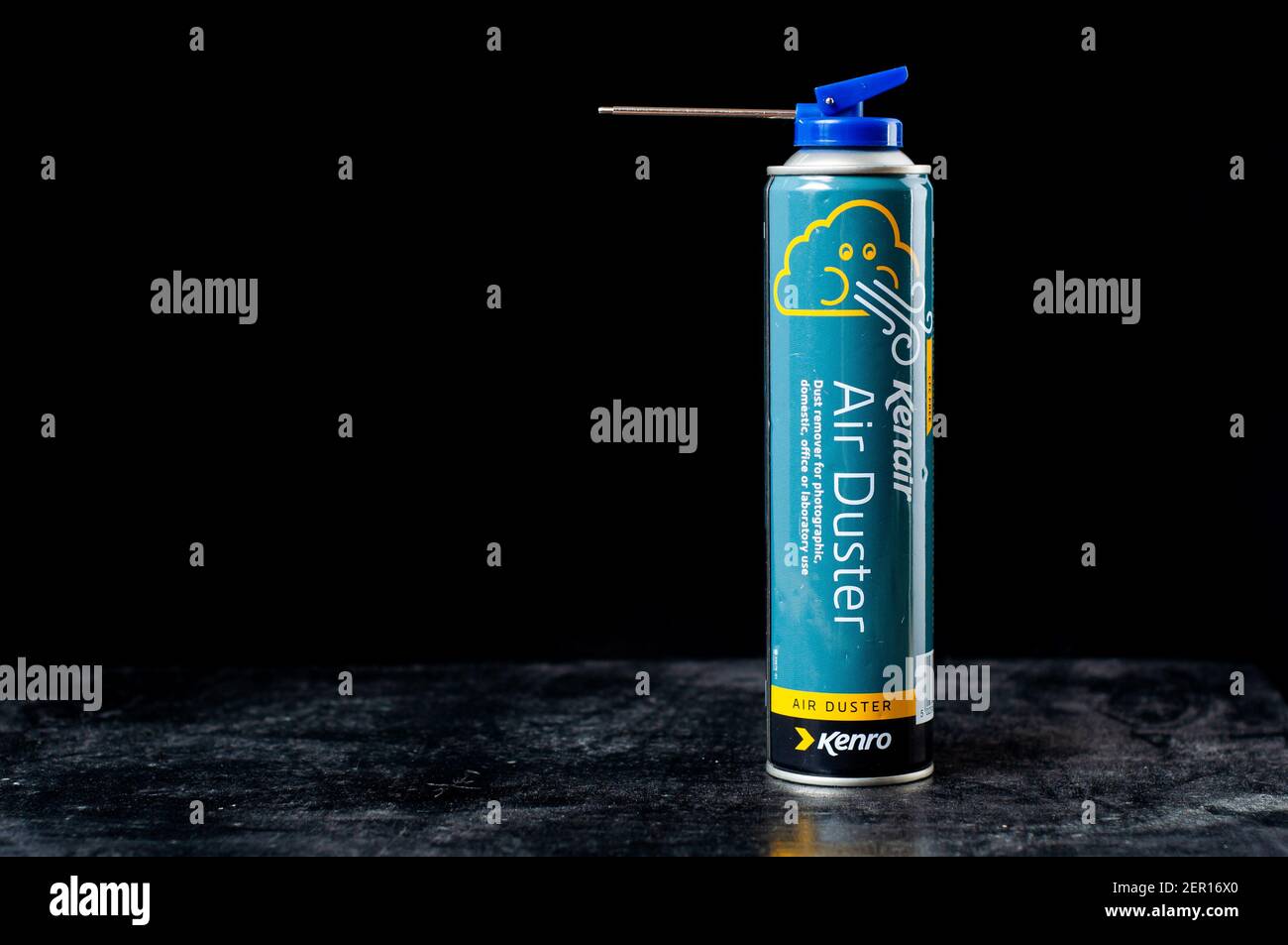 Air duster: Bạn phải thật sự đam mê công nghệ mới có thể tìm hiểu về air duster này. Đó là thiết bị vệ sinh hoàn hảo cho những thiết bị điện tử của bạn, đảm bảo hệ thống luôn hoạt động tốt nhất. Click để xem hình ảnh sản phẩm và tìm hiểu thêm những ứng dụng thú vị của air duster.