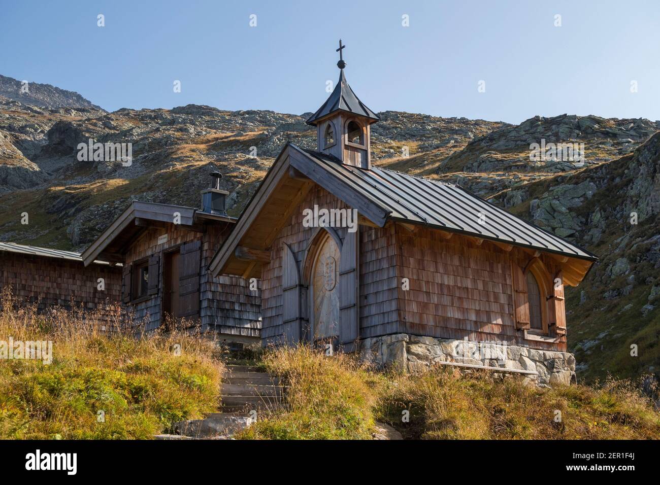 Wooden chapel. Hollersbach valley. Venediger mountain group. Austrian Alps. Europe. Stock Photo