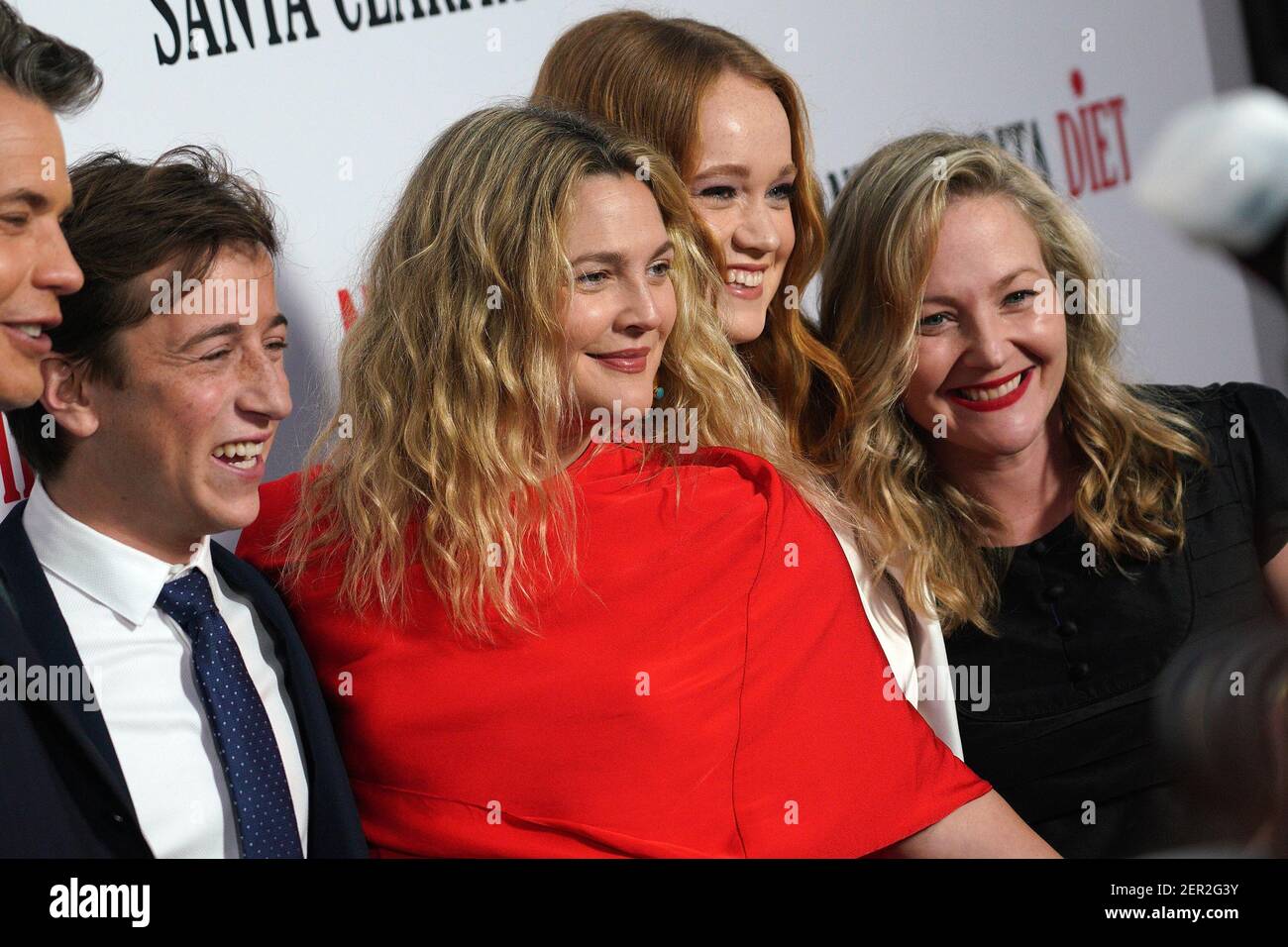 Timothy Olyphant, Skyler Gisondo, Drew Barrymore and Liv Hewson at ...