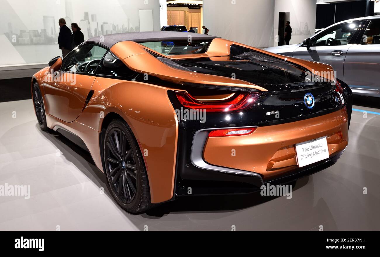 bmw-i8-2024-gi-l-n-b-nh-khuy-n-m-i-nh-gi-xe-43-off