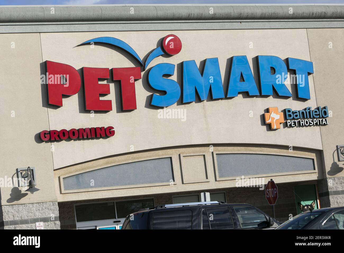A PetSmart logo seen on a retail store front in Hagerstown, Maryland on April 5, 2018. (Photo by