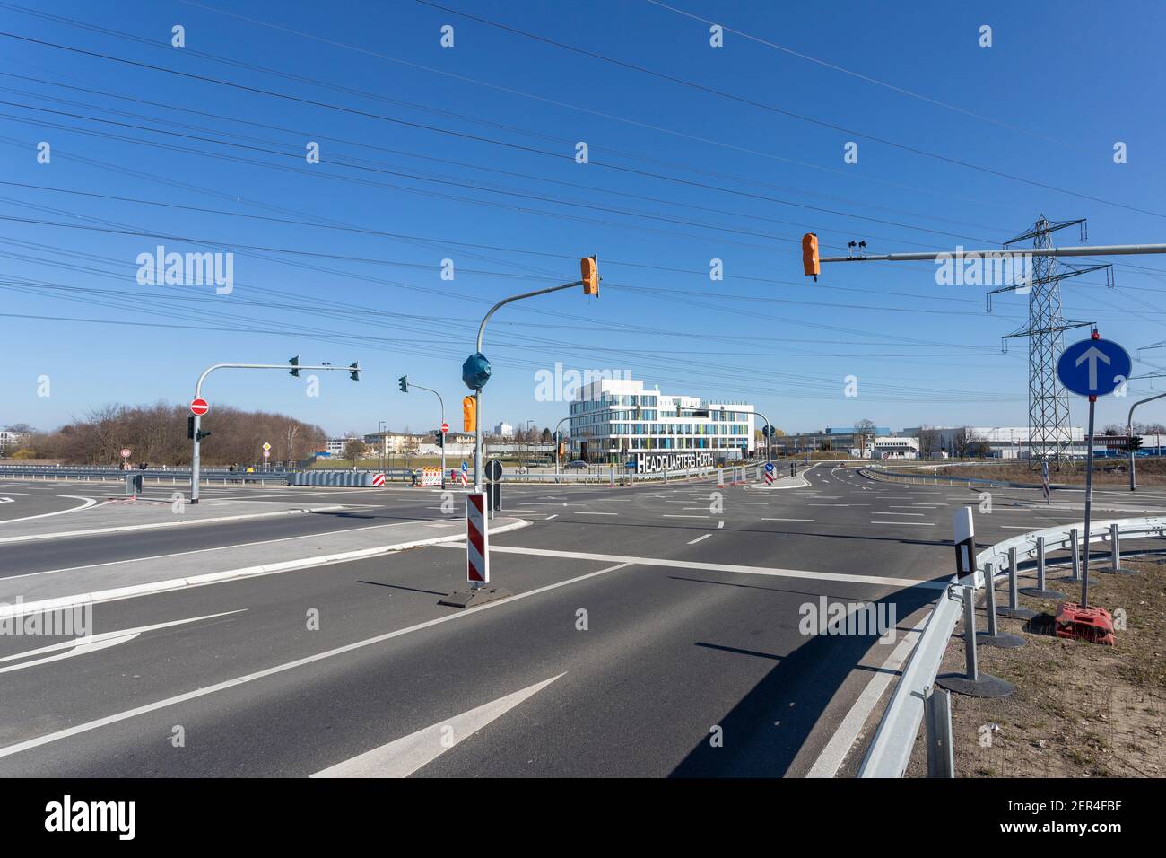 Road constriction of bypass hi-res stock photography and images - Alamy