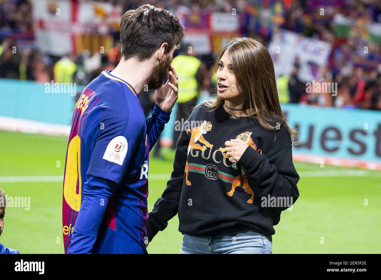 FC Barcelona Lionel Messi and his girlfriend Antonela Roccuzzo ...