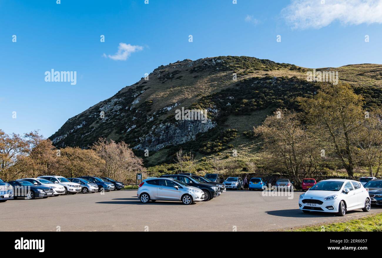 Crowded carpark hires stock photography and images Alamy