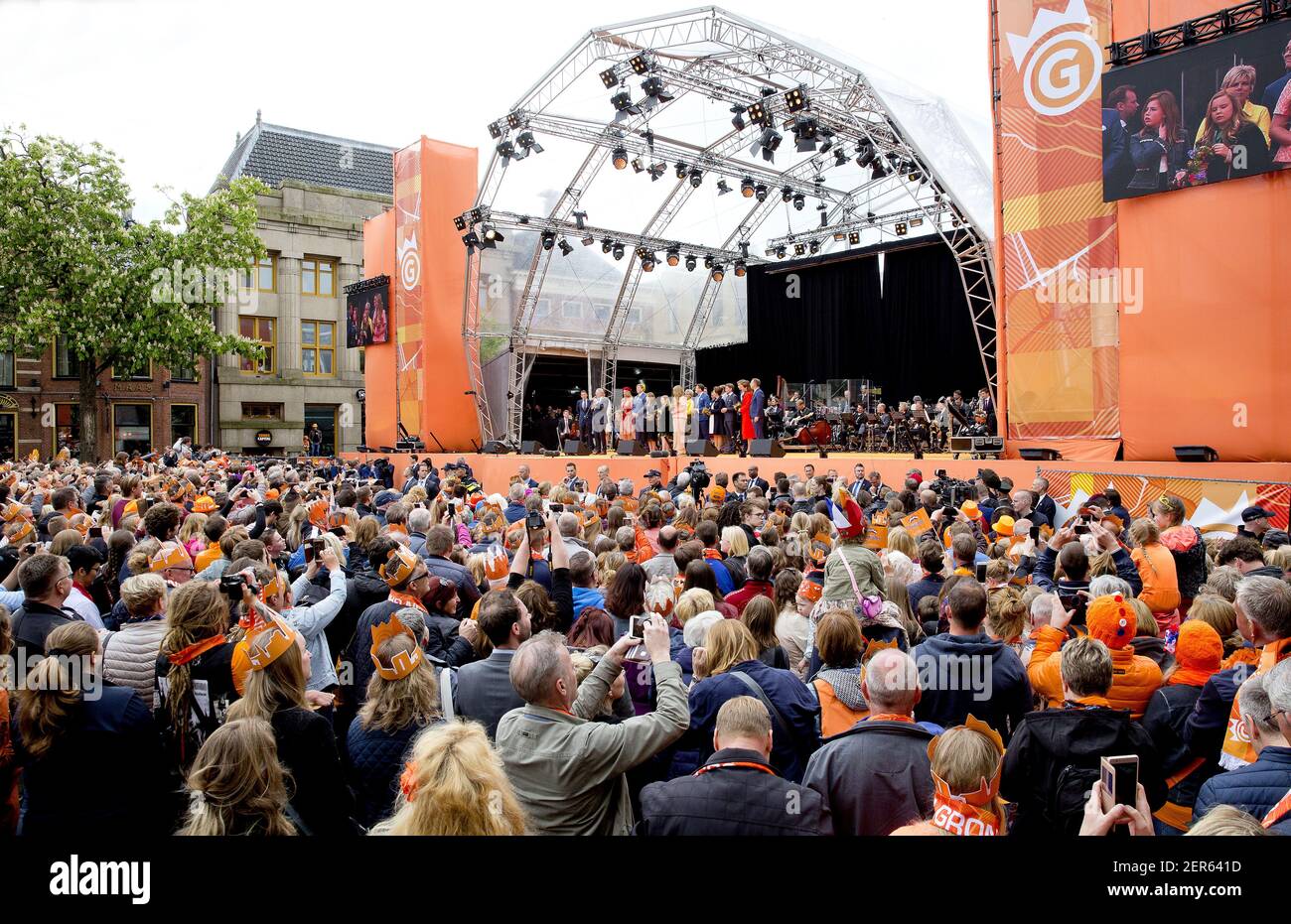 Dutch Royal Family, King Willem-Alexander and Queen Maxima with their ...