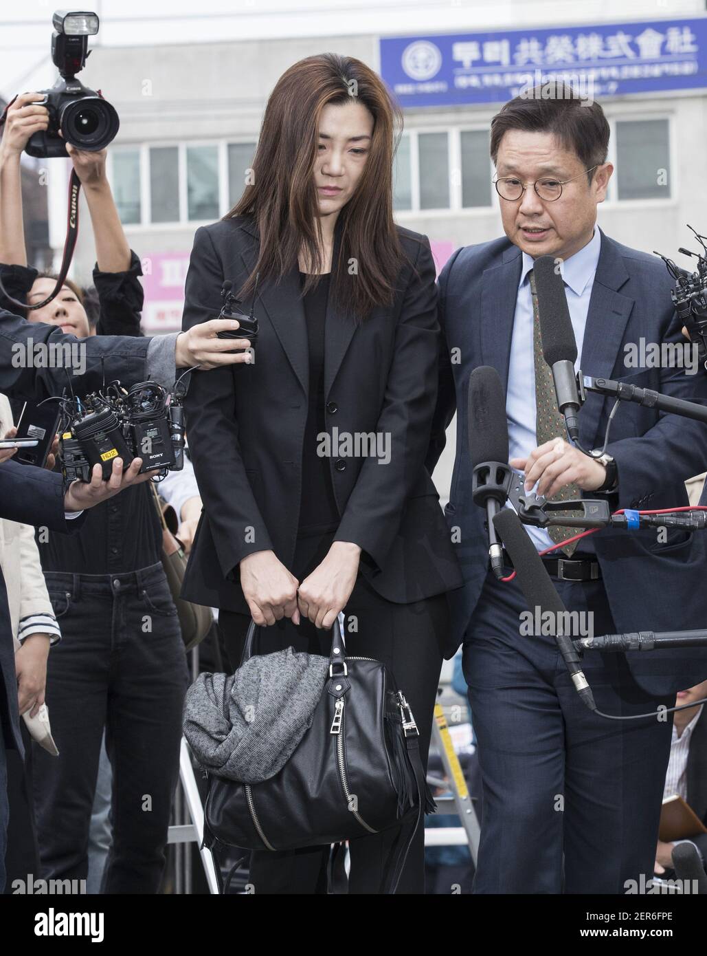 1 May 2018 - Seoul, South Korea : Former Korean Air Senior Vice President  Cho Hyun-min (American name Emily Lee Cho), (left), 35 year, younger  daughter of Korean Air Line chairman Cho