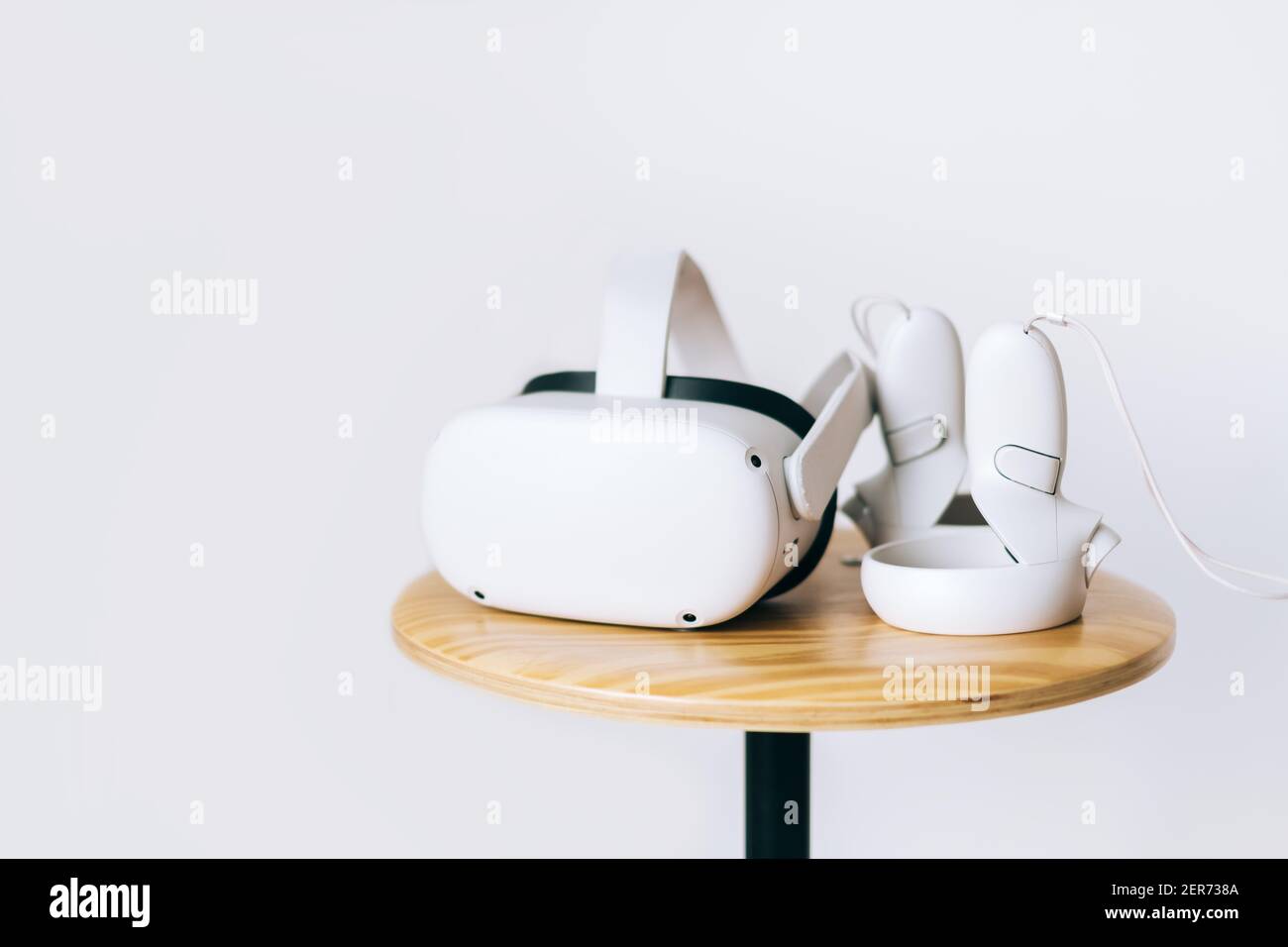 Oculus Quest 2 virtual reality headset with controllers Stock Photo Alamy