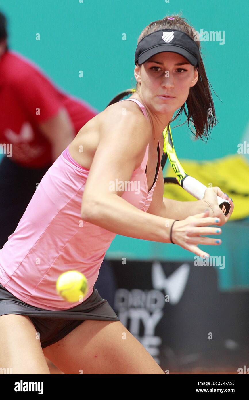 Bernarda Pera, USA, during the Madrid Open Tennis 2018 match held in Madrid,  Spain on May 9, 2018.(Photo by Acero/Alter Photos/Sipa USA Stock Photo -  Alamy