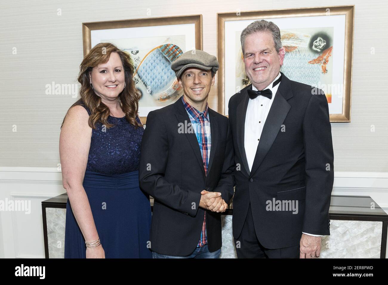 Veronica Priem, Jason Mraz and Curtis Priem attend Find Your Light ...