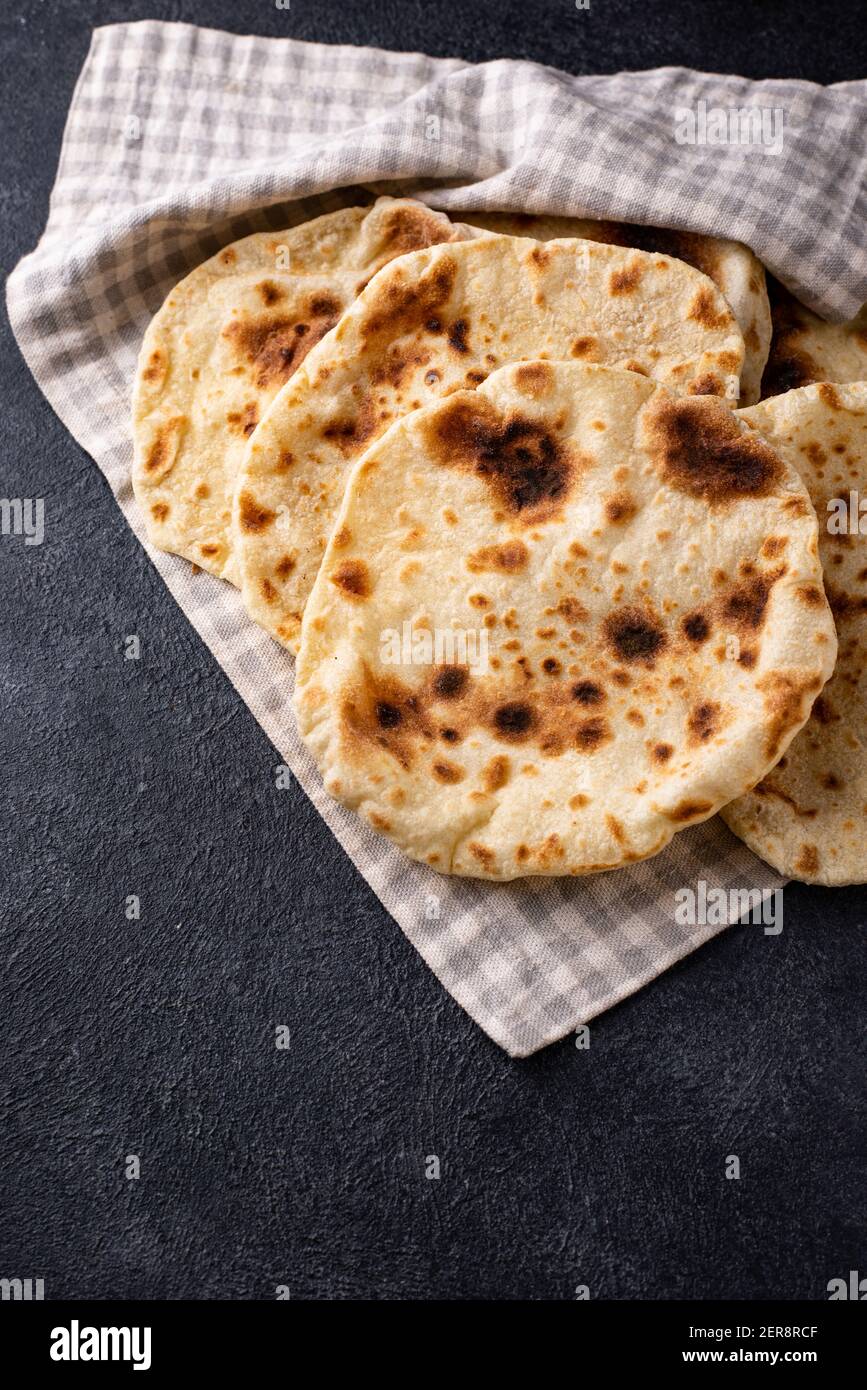 Pita bread, traditional Jewish food Stock Photo Alamy
