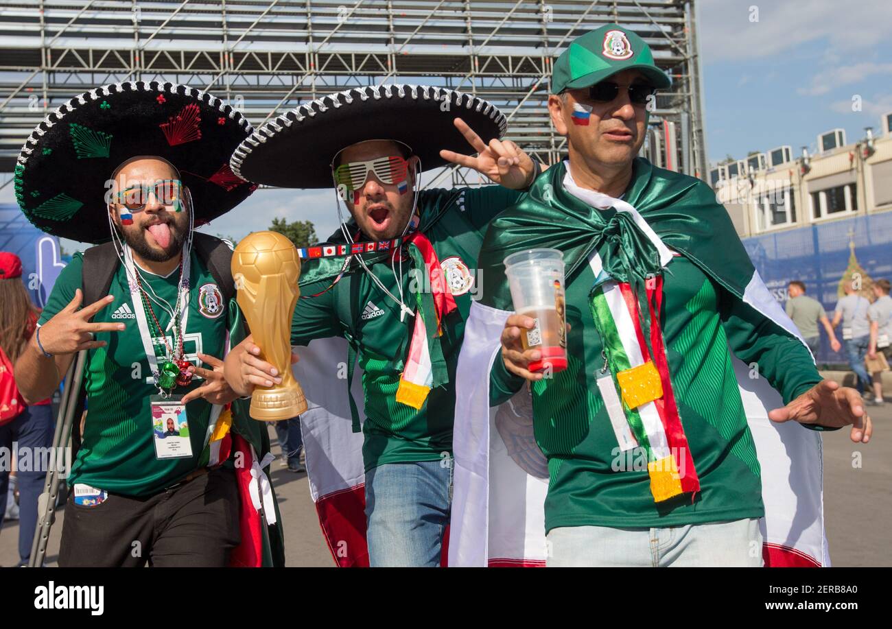 17.06.2018, Moskwa, pilka nozna, mistrzostwa swiata, Niemcy - Meksyk, N/z  Kibice Meksyku, fot. Tomasz Jastrzebowski / Foto Olimpik ----- 17.06.2018,  Moskwa, football, FIFA World Cup 2018, Germany - Mexico In the picture: